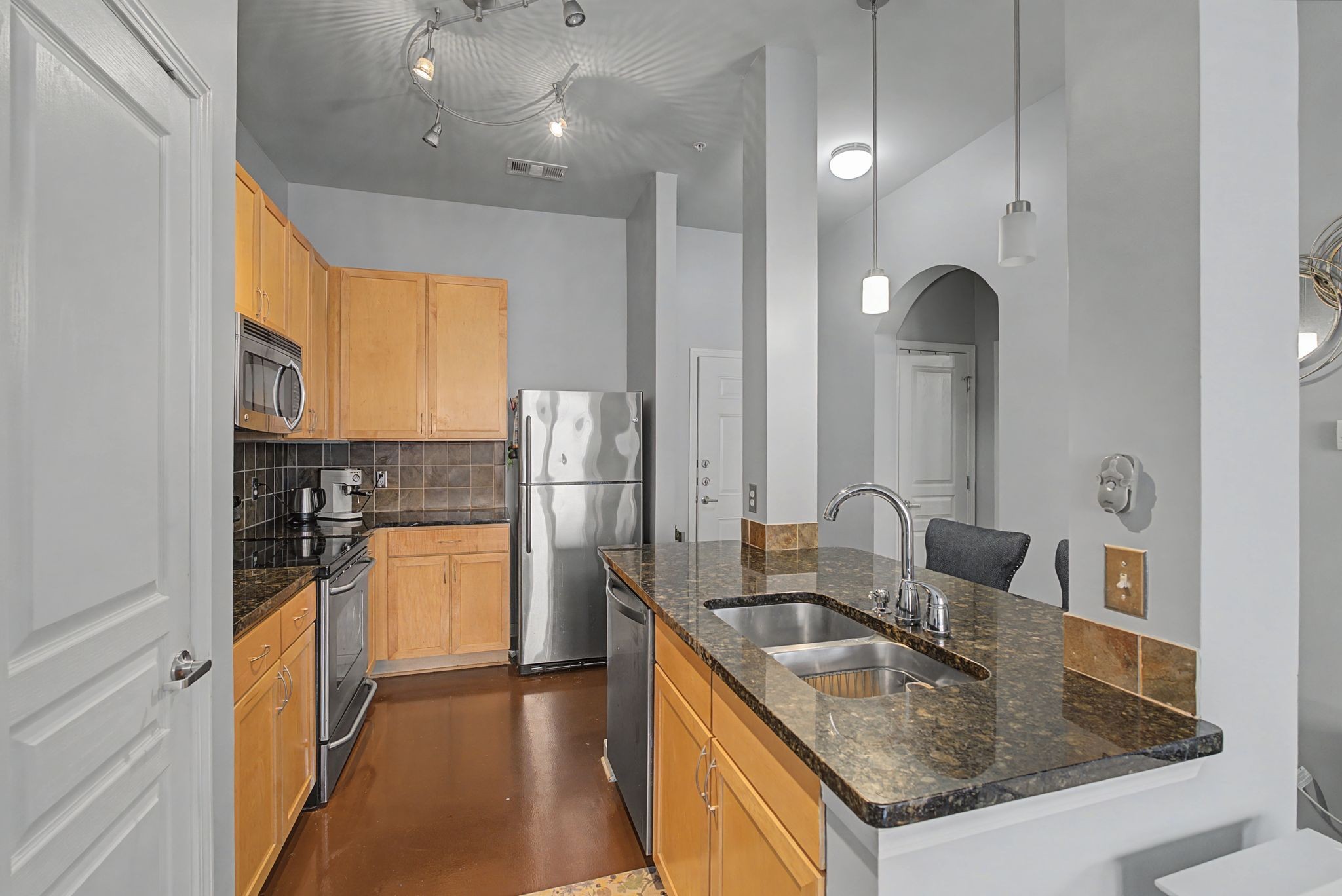 3000 Vanderbilt Pl Property Photo 12