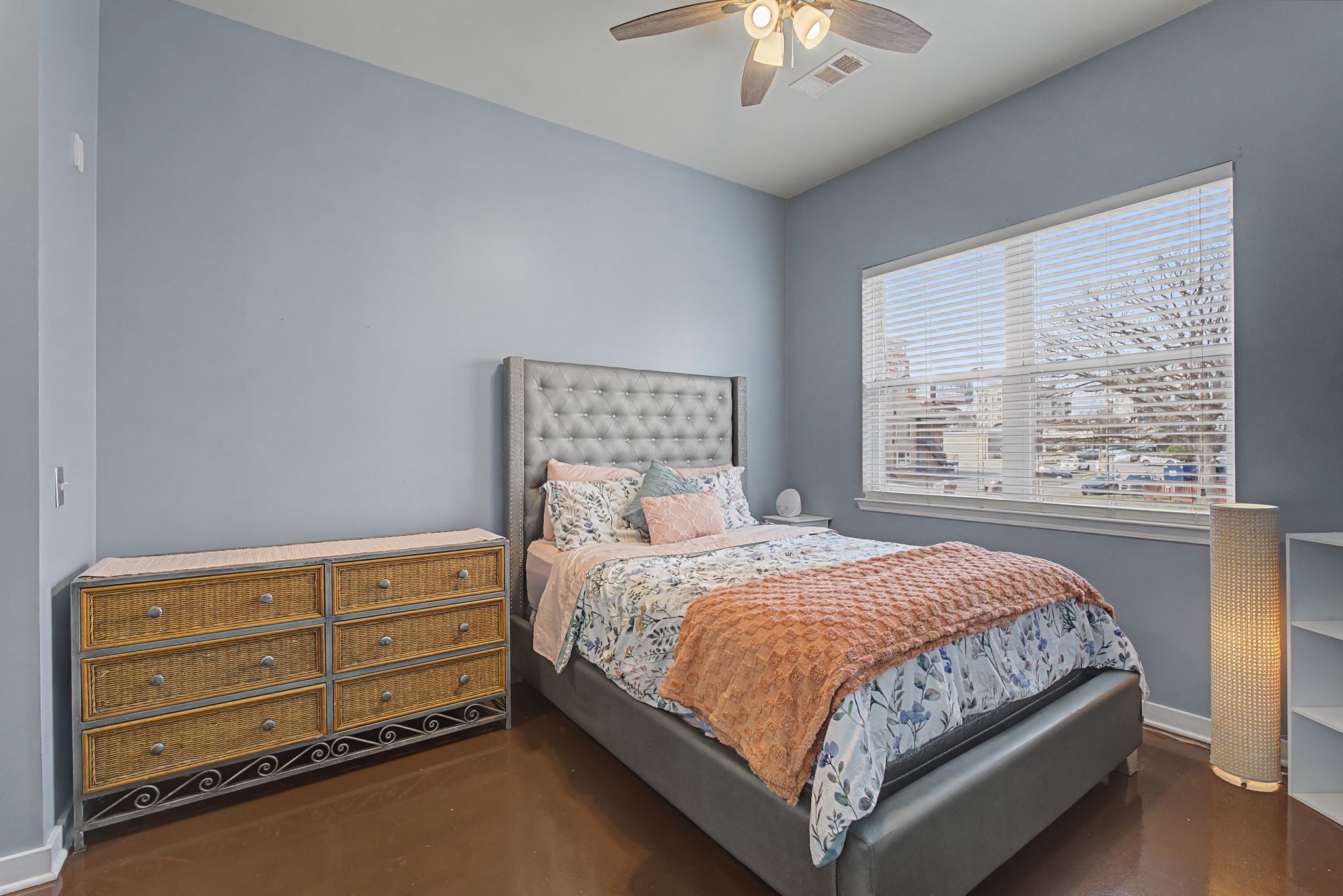 3000 Vanderbilt Pl Property Photo 20