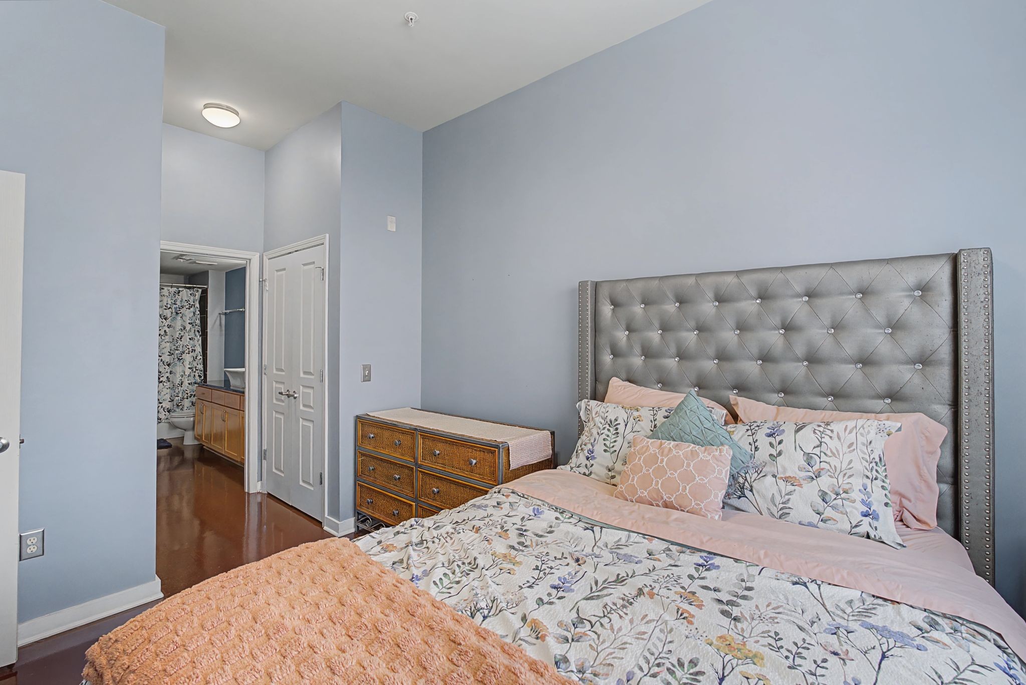 3000 Vanderbilt Pl Property Photo 21