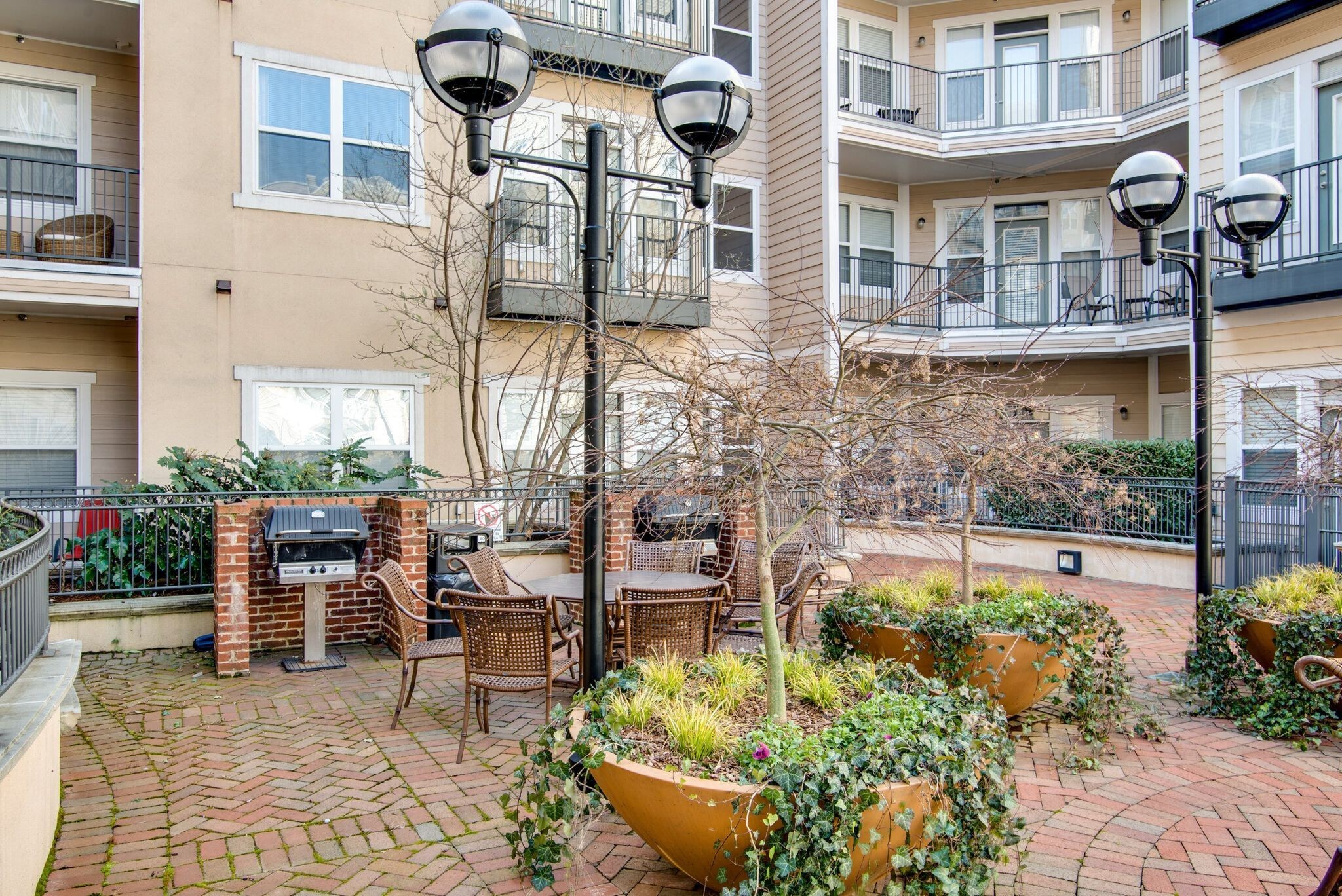 3000 Vanderbilt Pl Property Photo 29