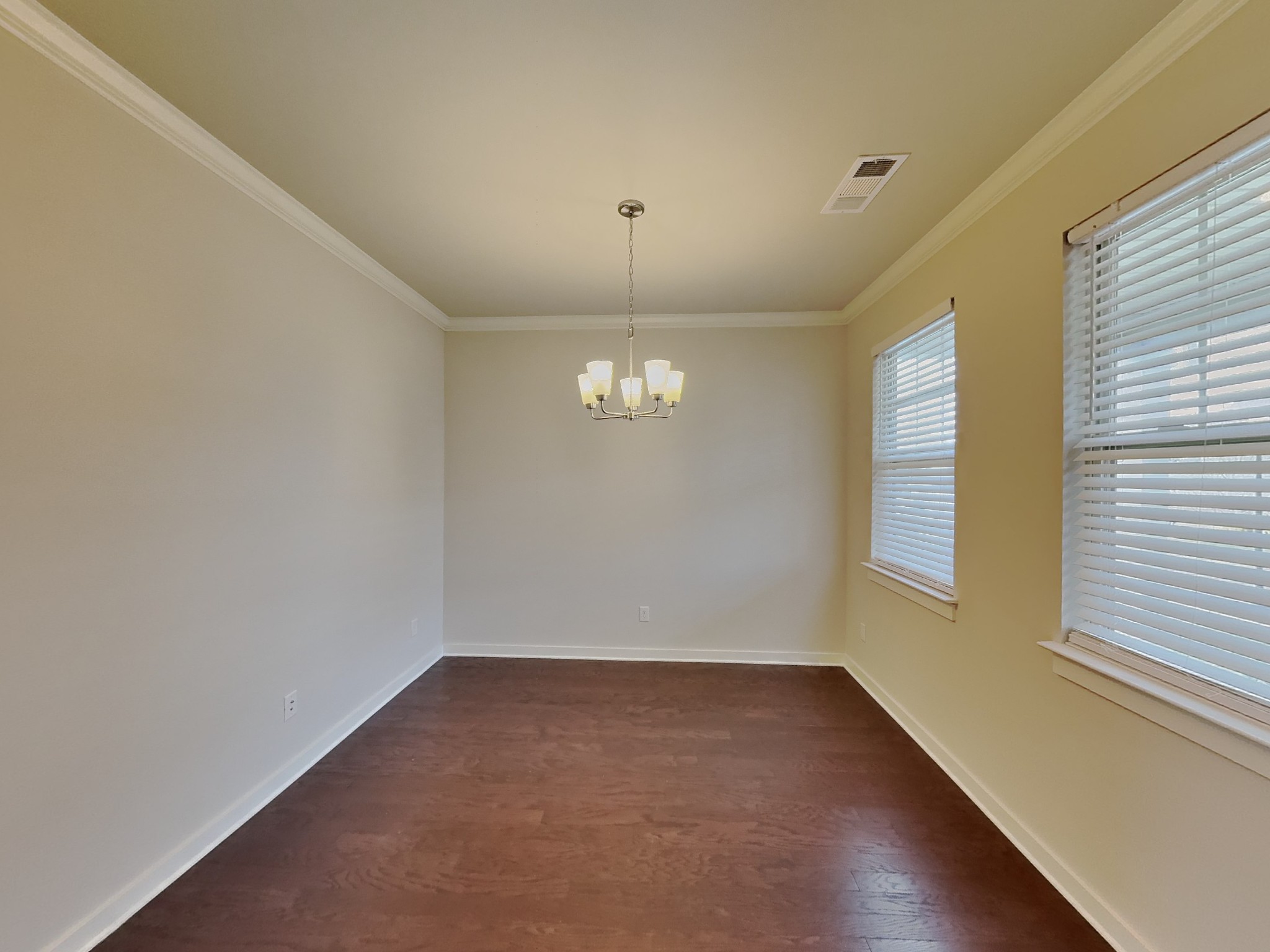 4937 Kingdom Dr Property Photo 5