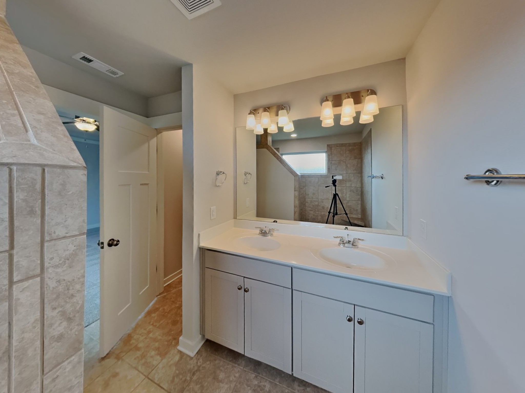 4937 Kingdom Dr Property Photo 11