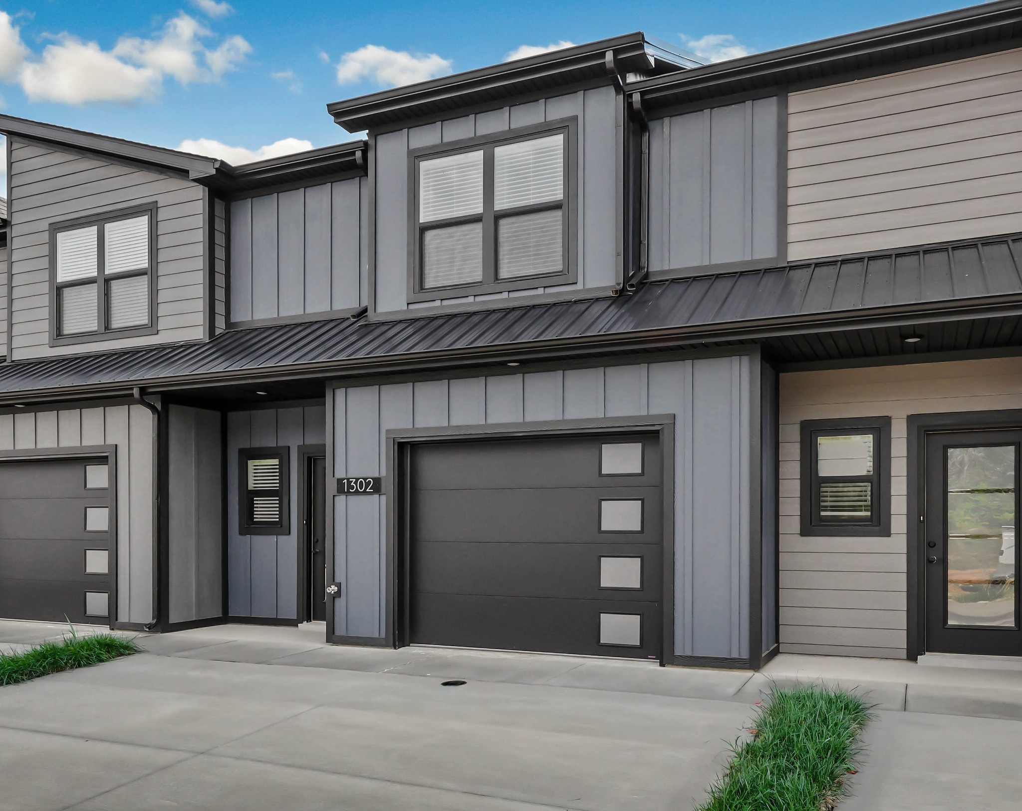 1302 Jonathan Wade Circle Property Photo 5