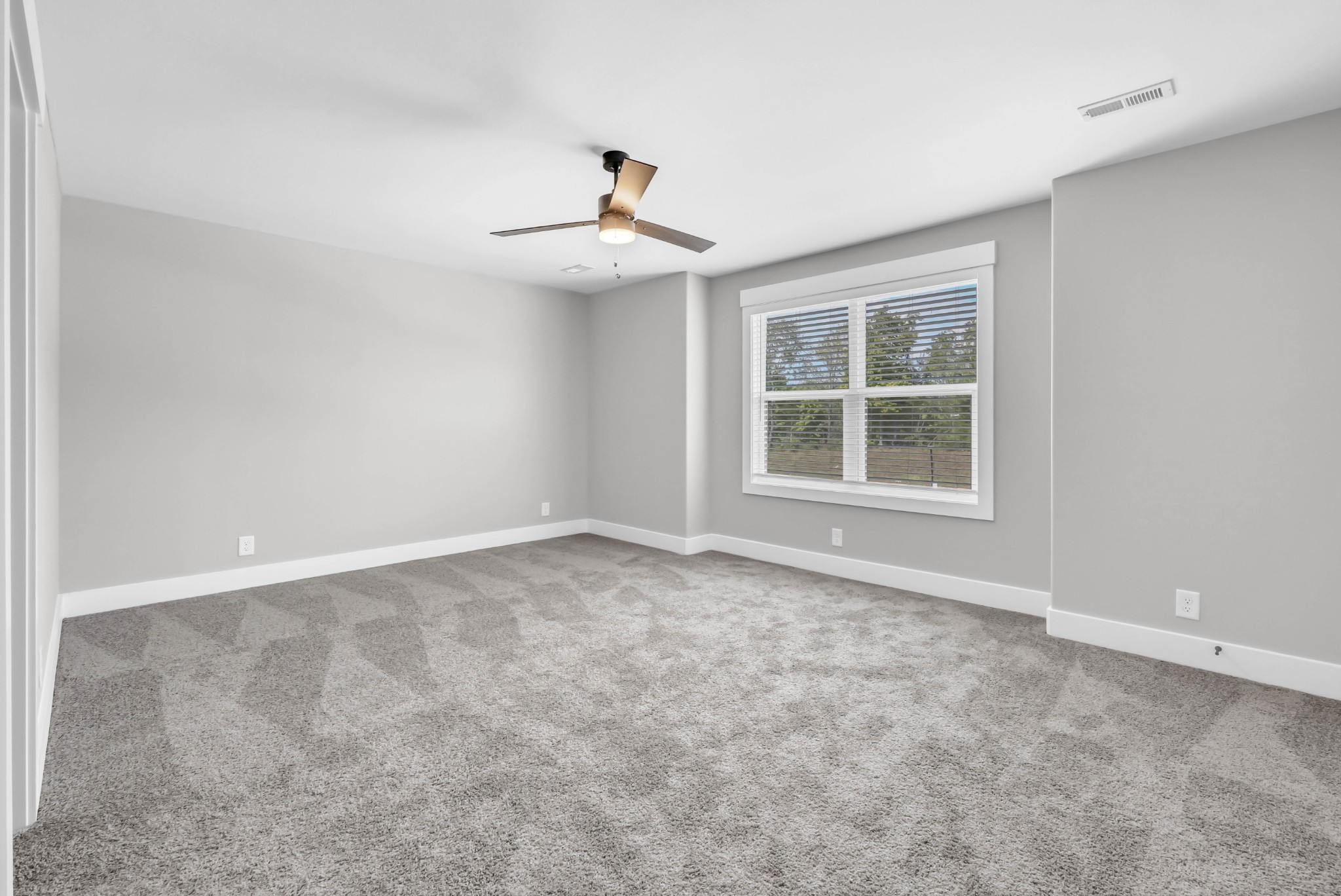 1302 Jonathan Wade Circle Property Photo 16