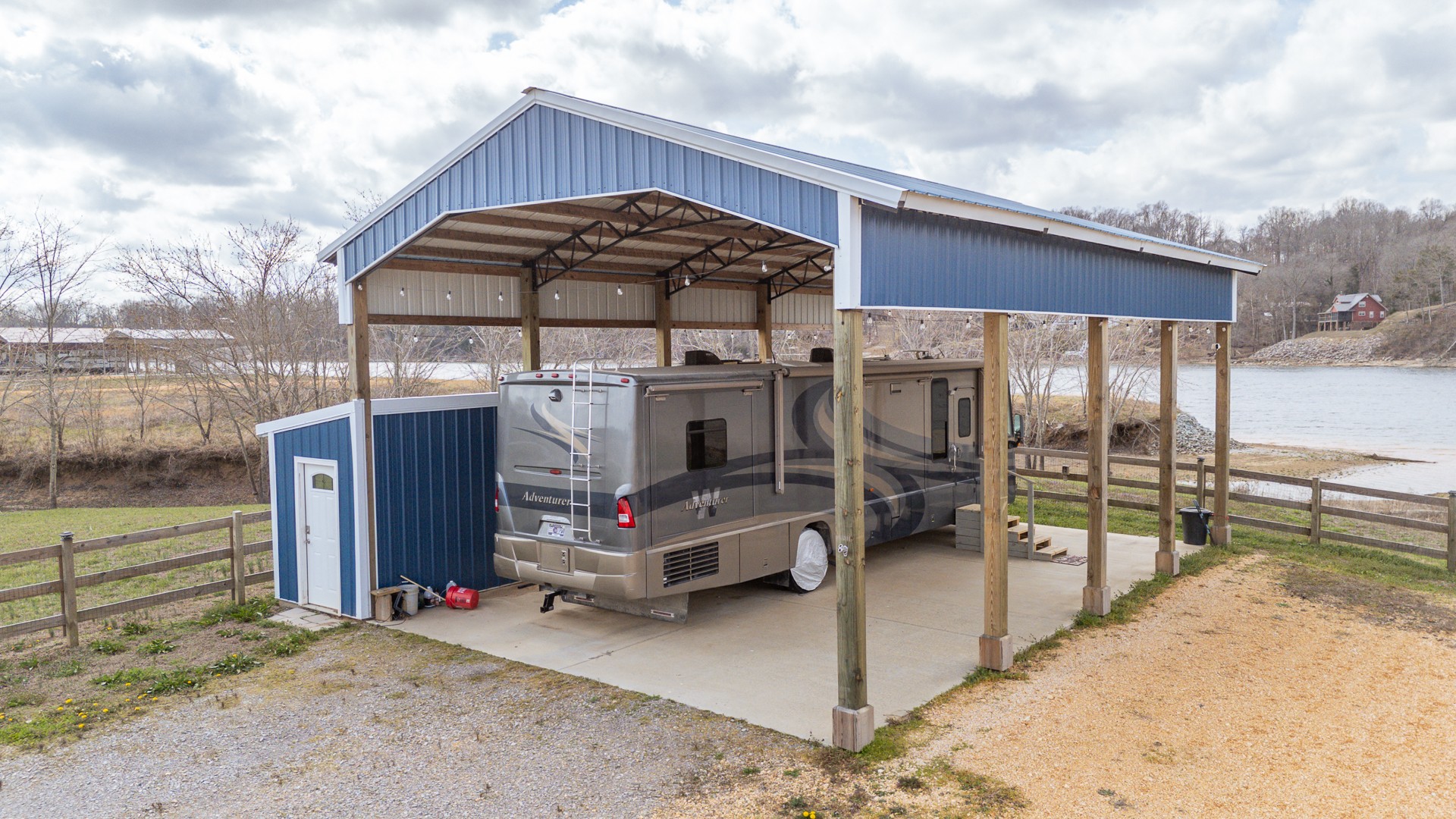 2117 Hardin Bottom River Rd Property Photo 1