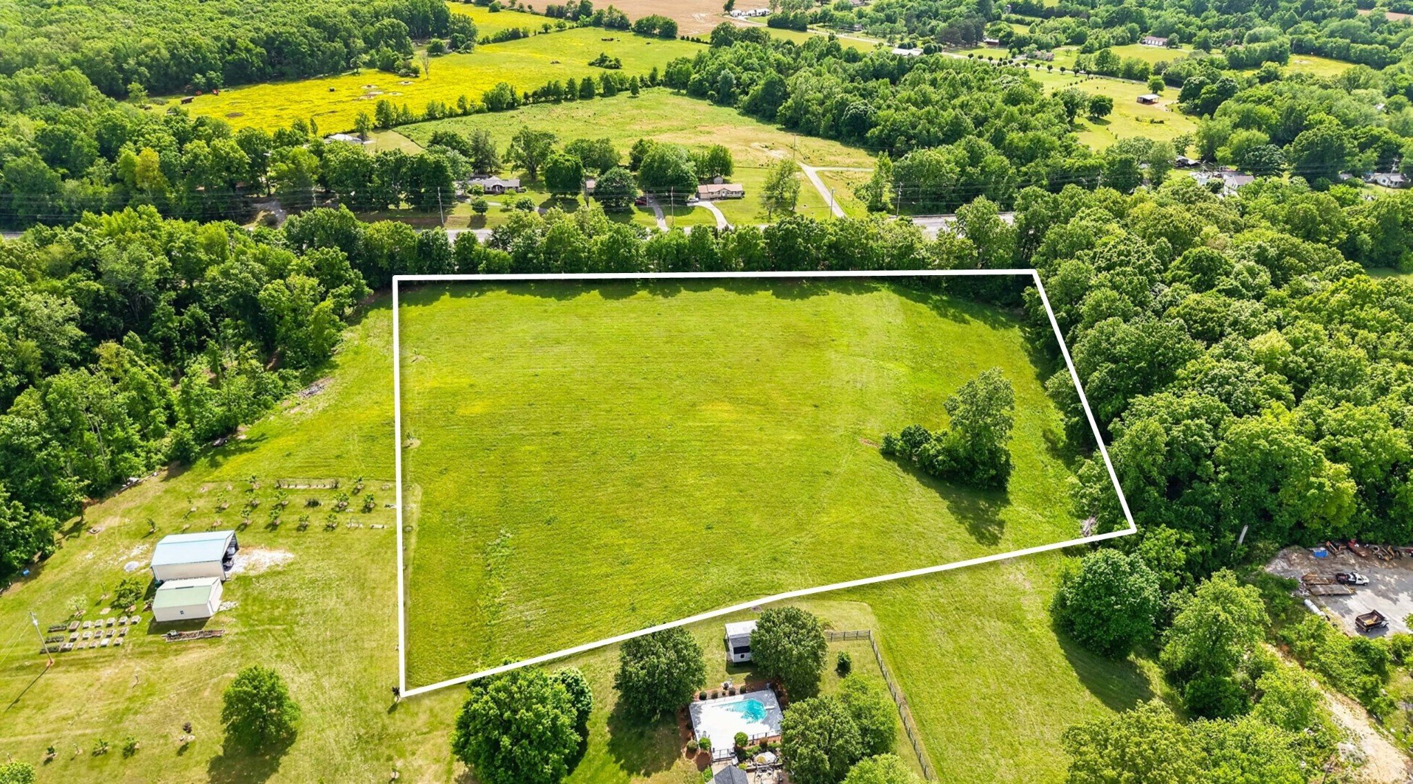 3146 Old Greenbrier Pike Property Photo 1