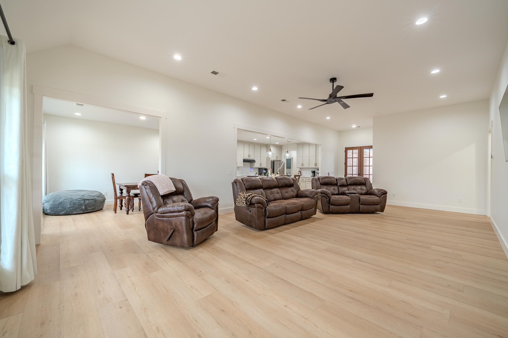 245 Fullen Ln Property Photo 11