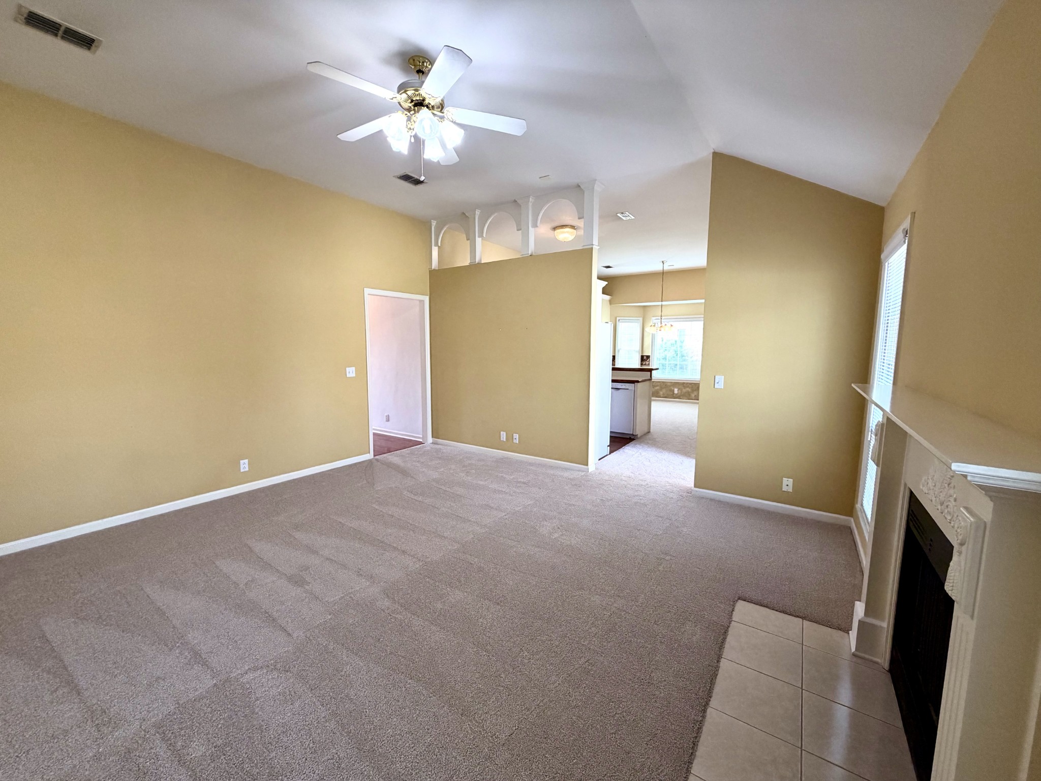 2216 River Rock Xing Property Photo 12