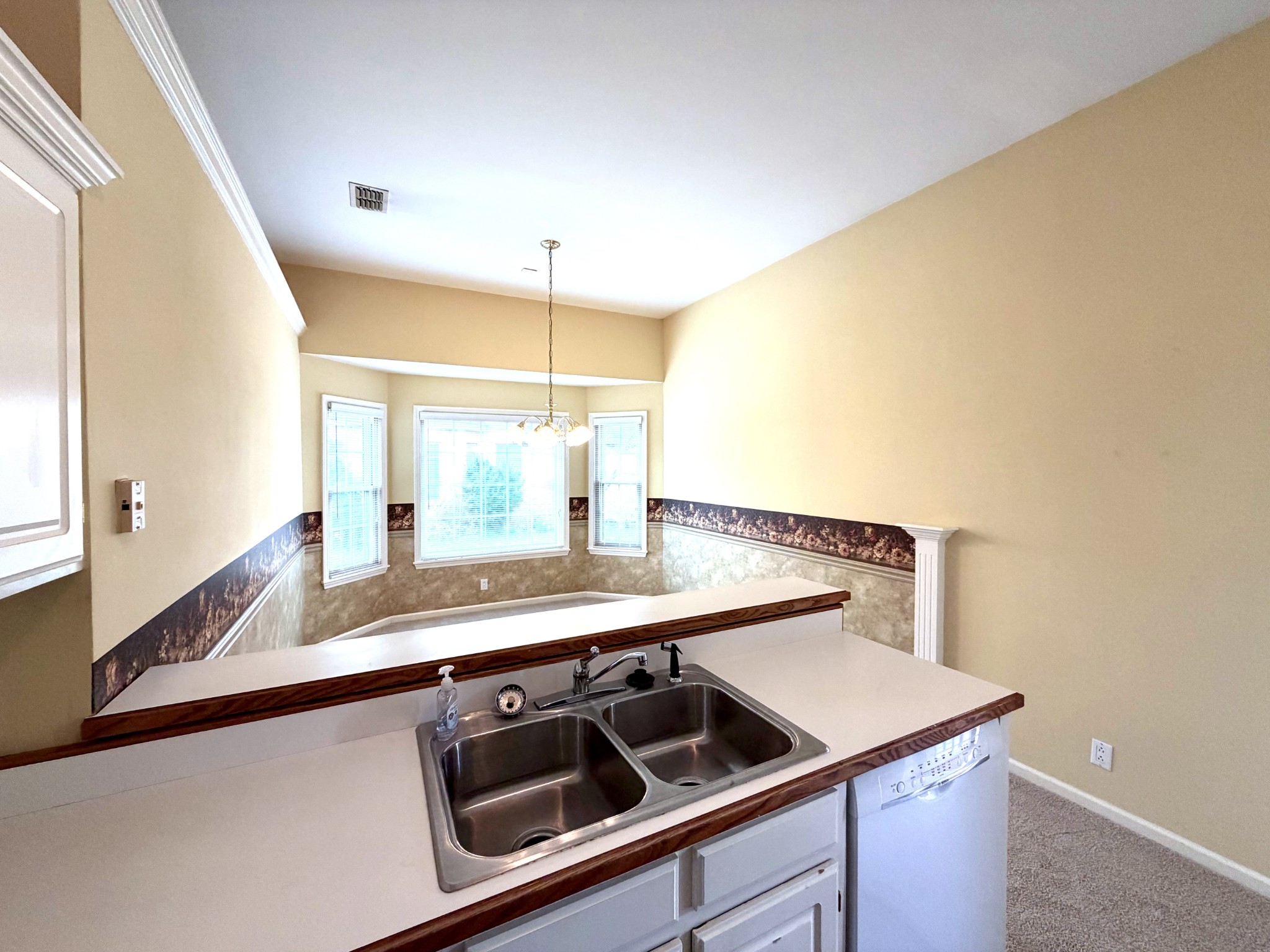 2216 River Rock Xing Property Photo 19