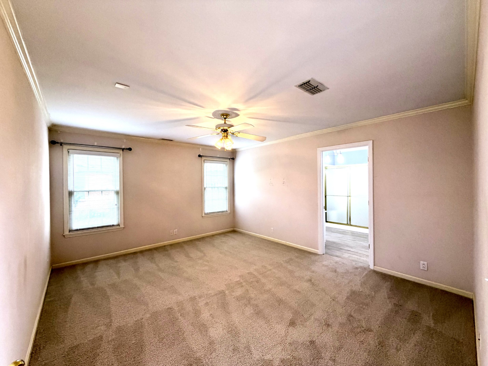 2216 River Rock Xing Property Photo 21