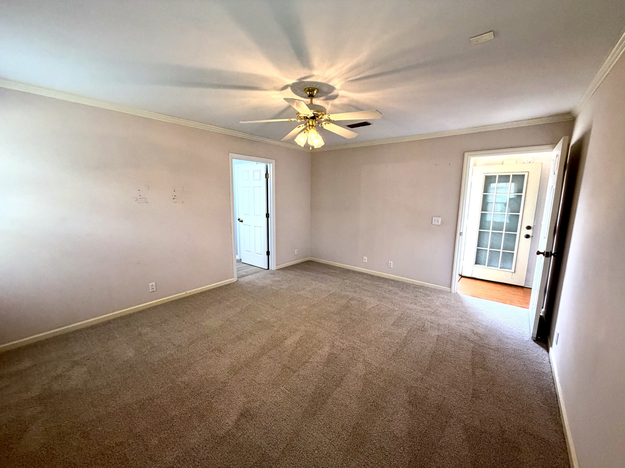2216 River Rock Xing Property Photo 23