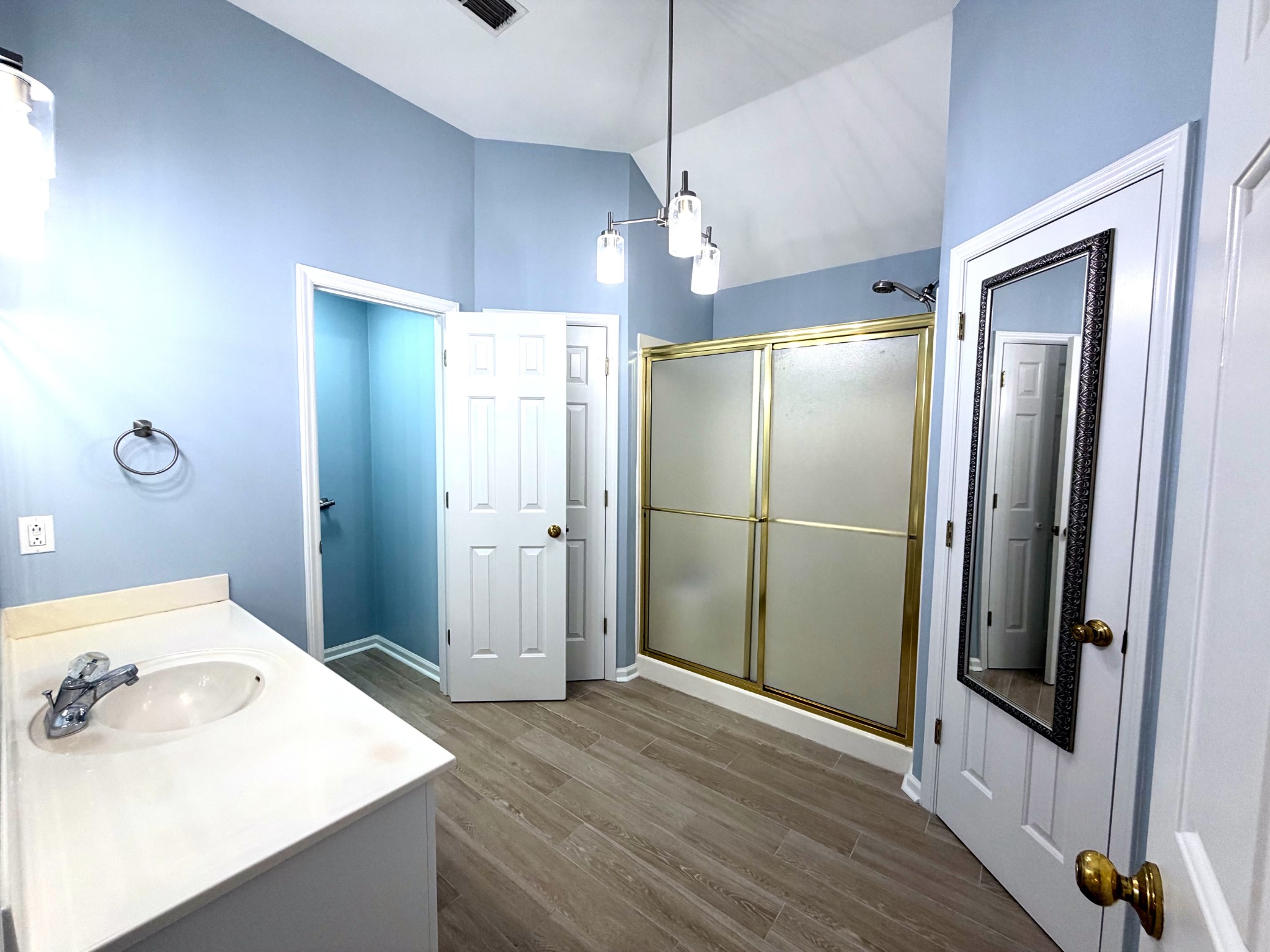 2216 River Rock Xing Property Photo 24
