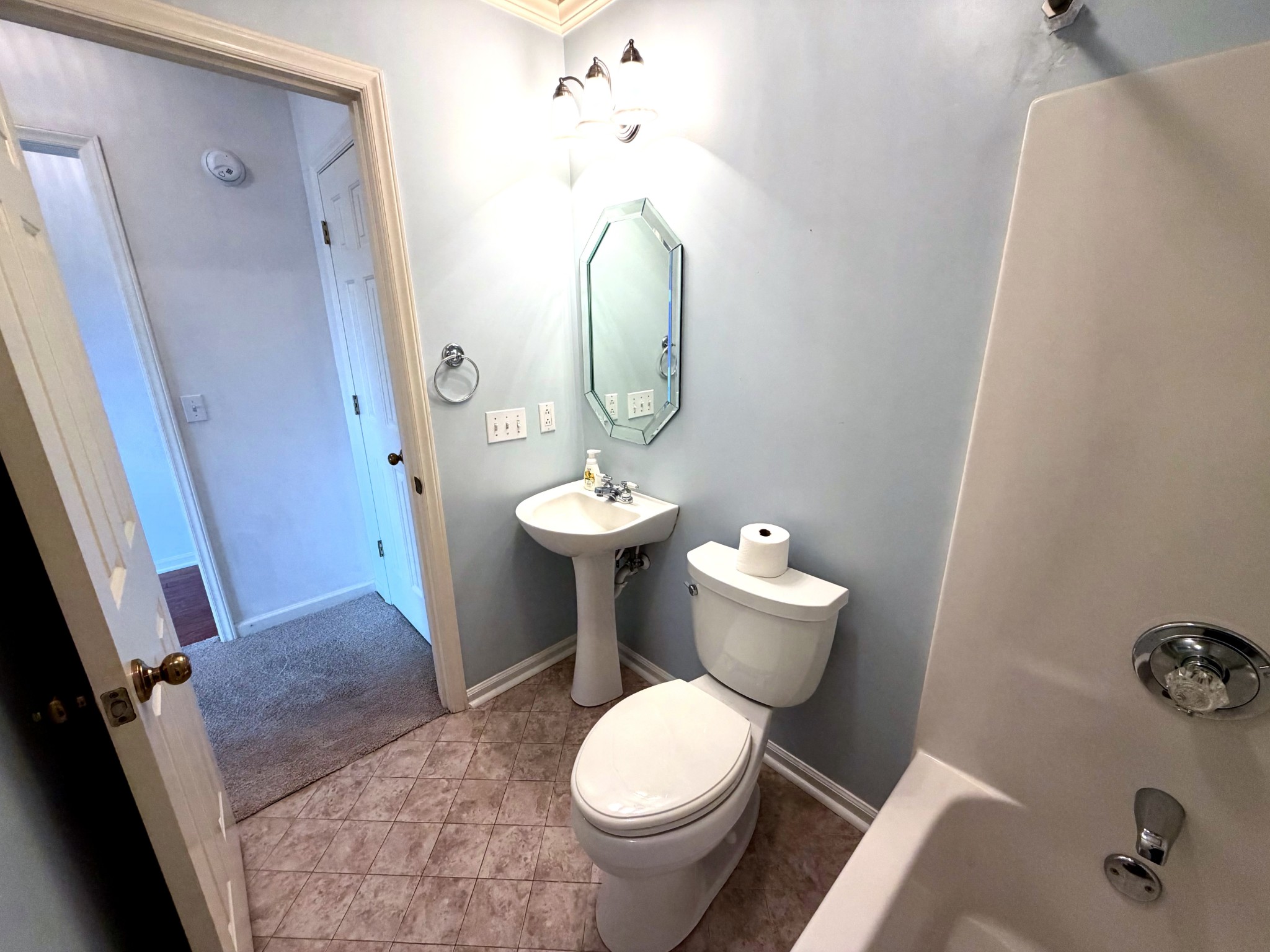2216 River Rock Xing Property Photo 30
