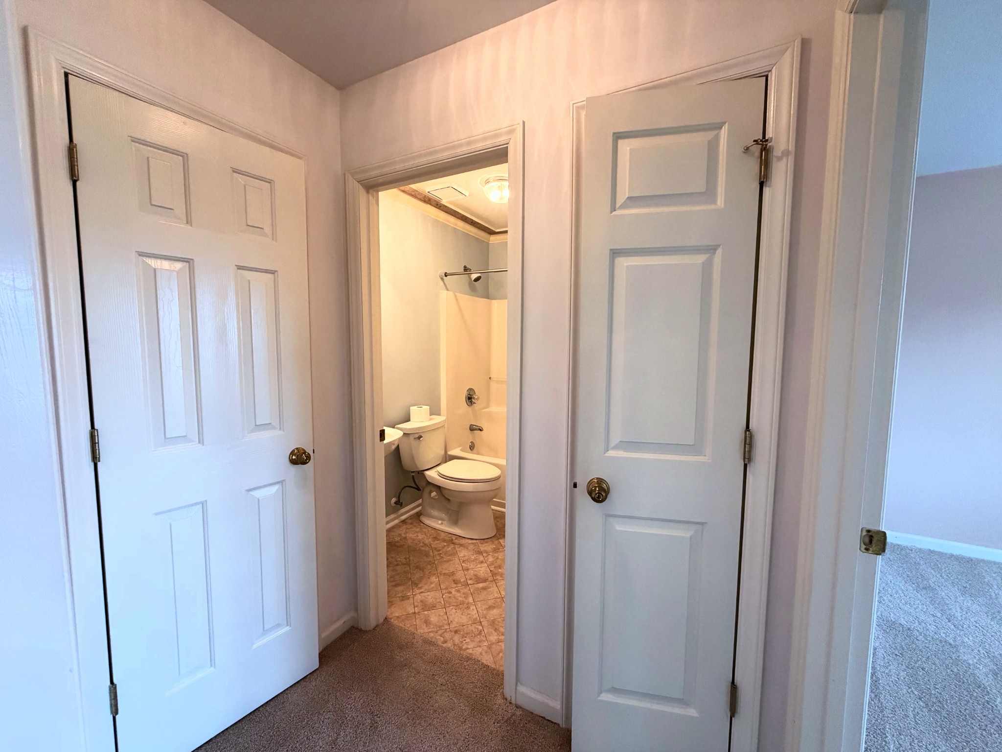 2216 River Rock Xing Property Photo 31