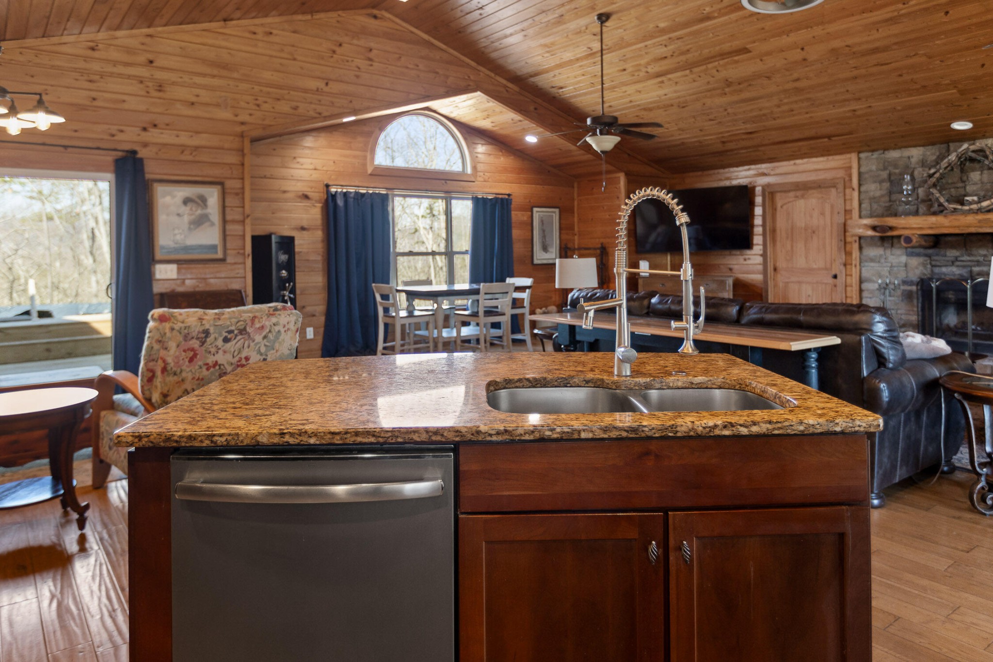 1080 Harp Switch Road Property Photo 17
