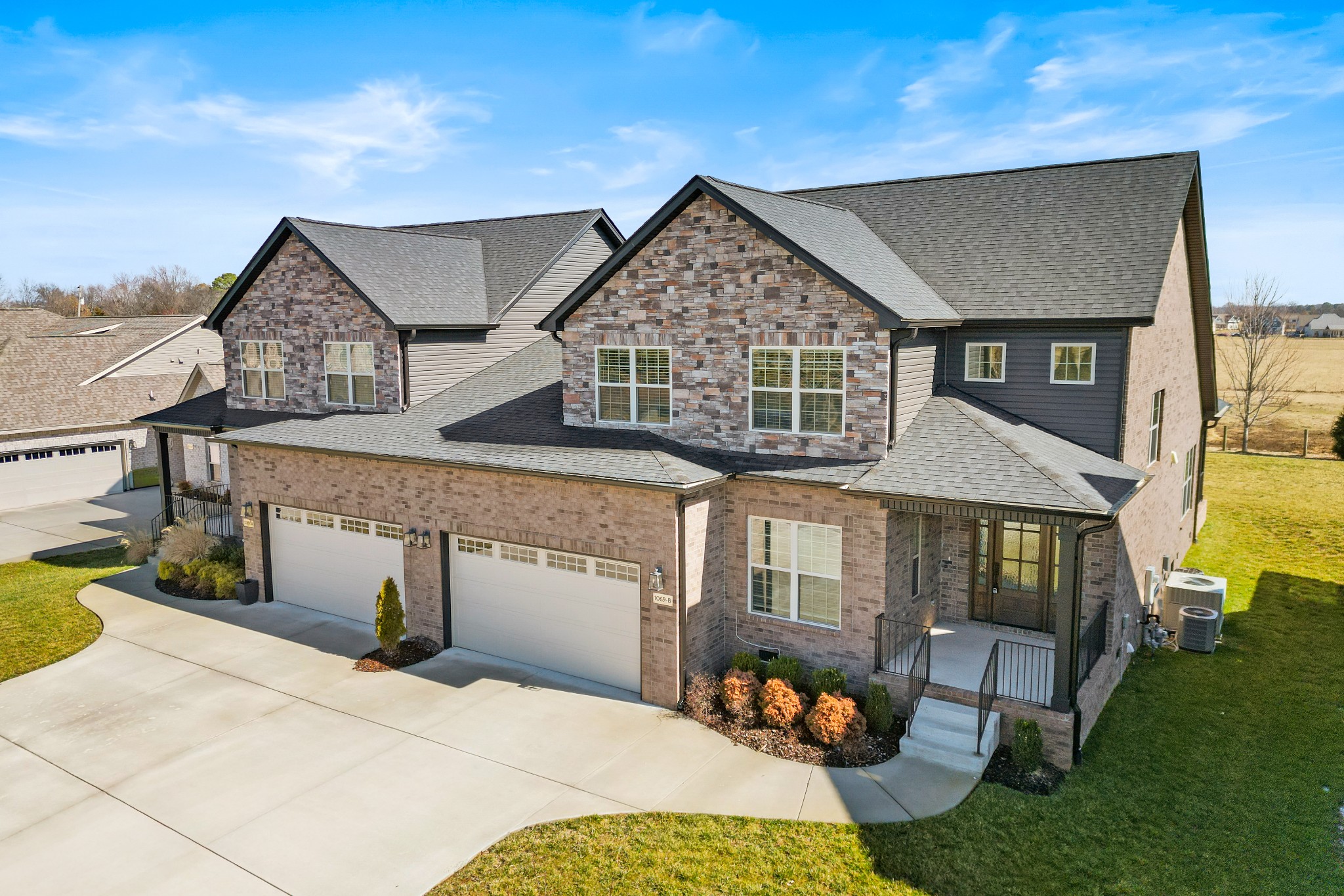 1069 Veridian Drive Property Photo 1