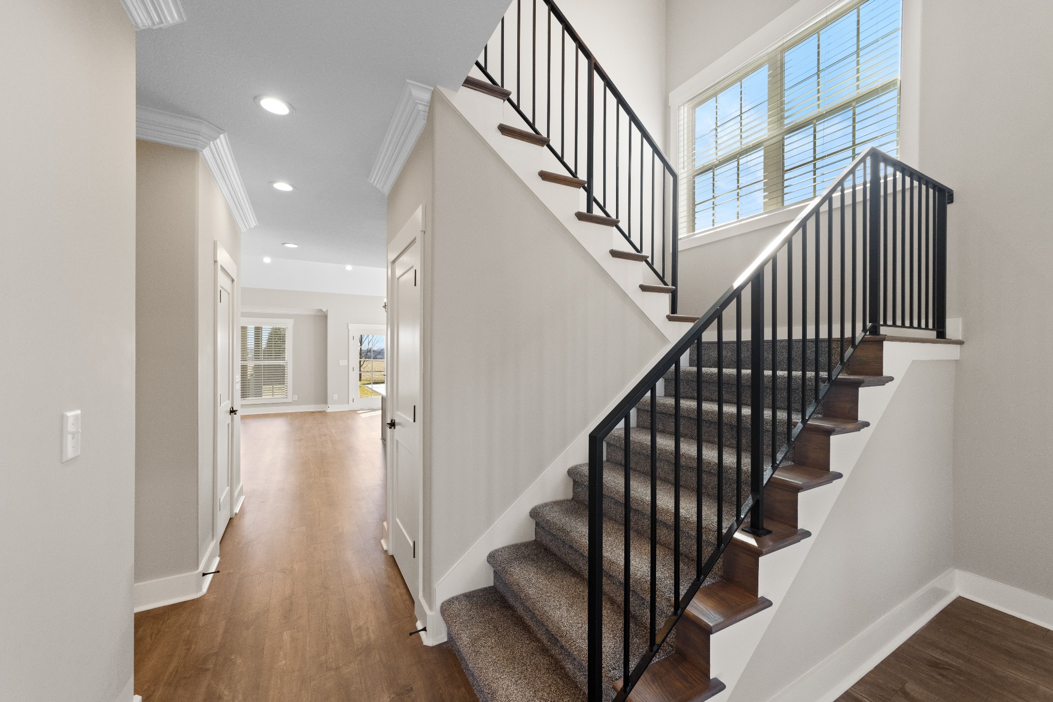 1069 Veridian Drive Property Photo 3