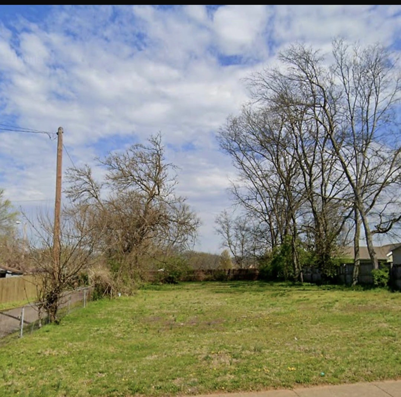 2306 Osage St Property Photo 6