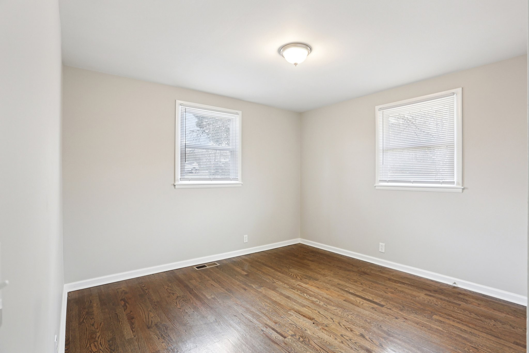 415 Wilclay Dr Property Photo 18