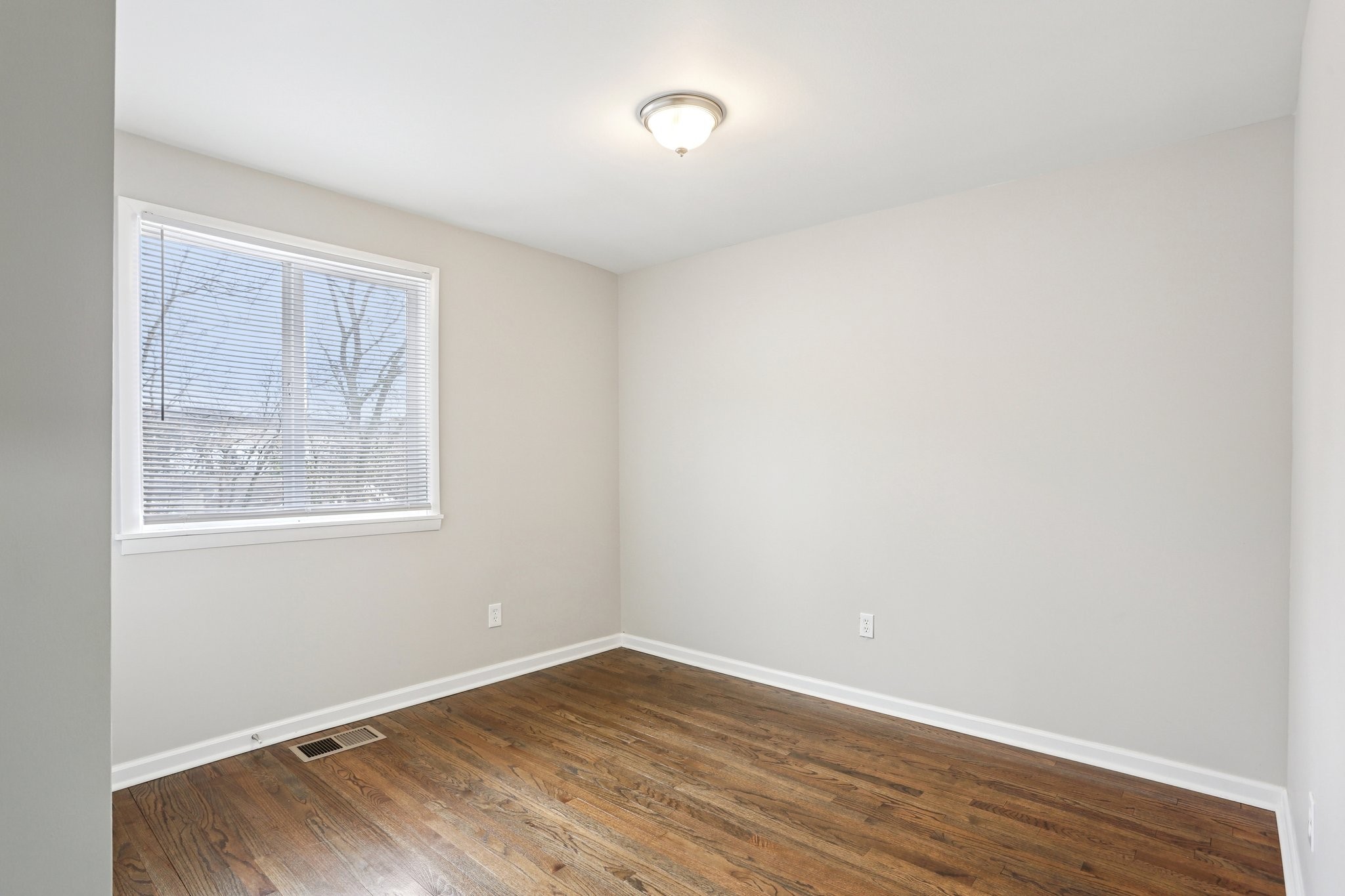 415 Wilclay Dr Property Photo 22