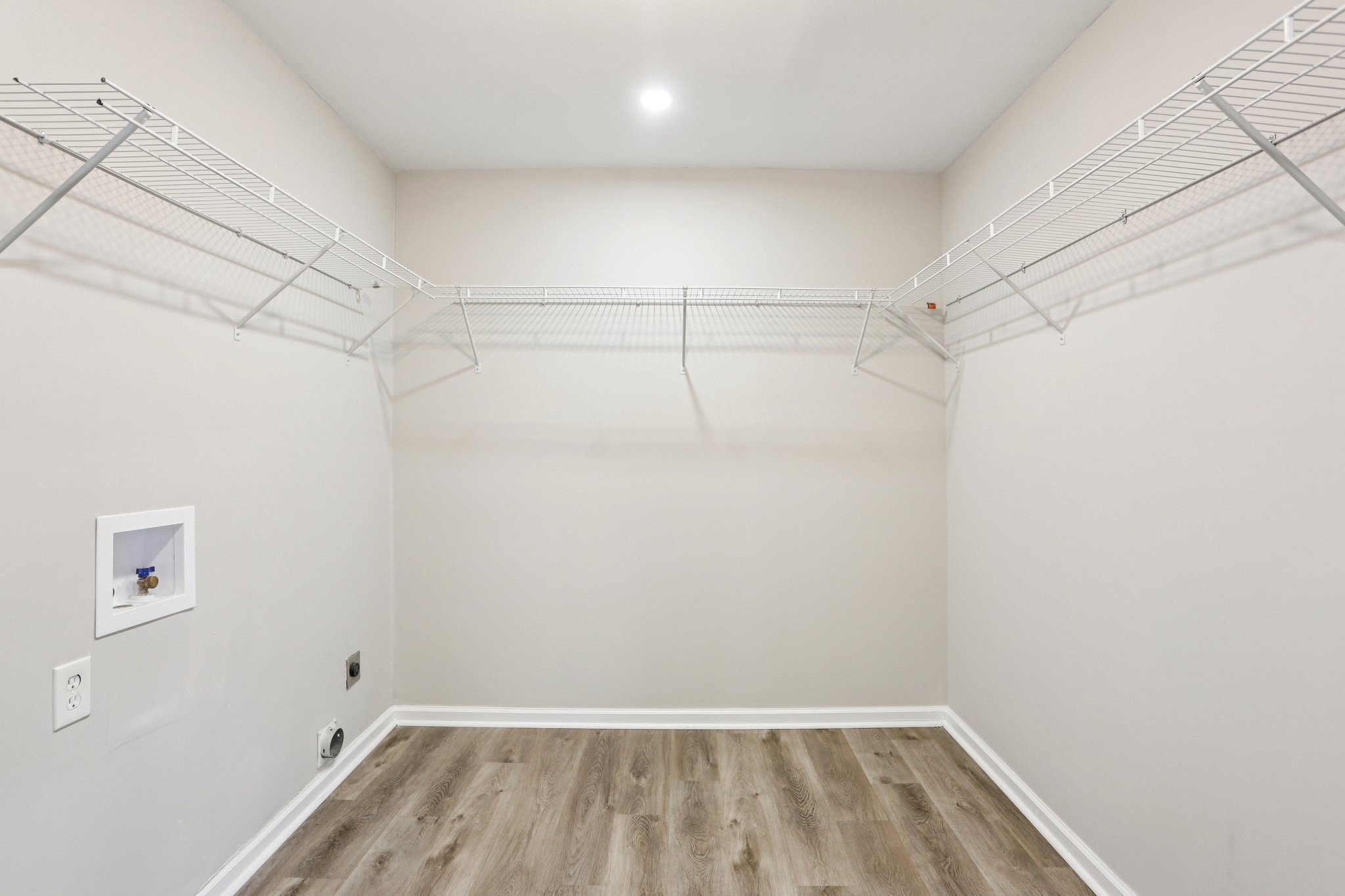 415 Wilclay Dr Property Photo 27