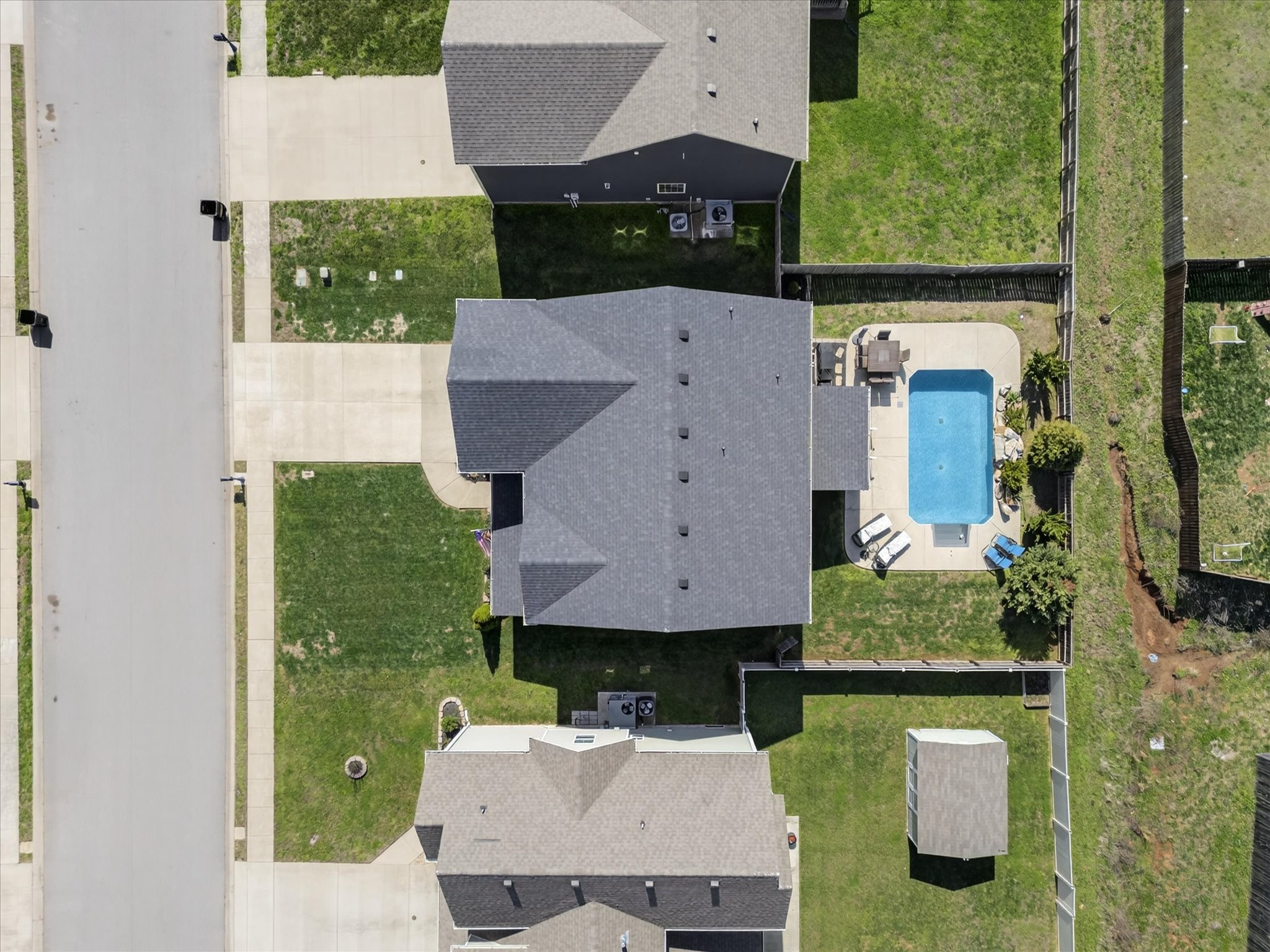 1350 Millet Dr Property Photo 41