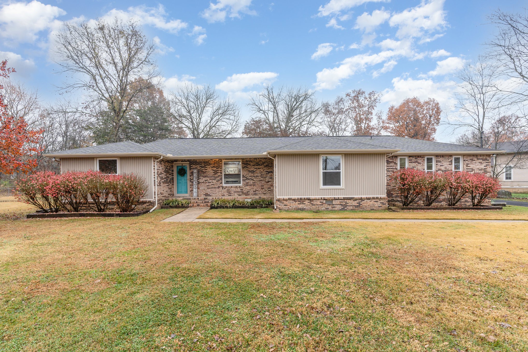 110 Edison Cir Property Photo 1