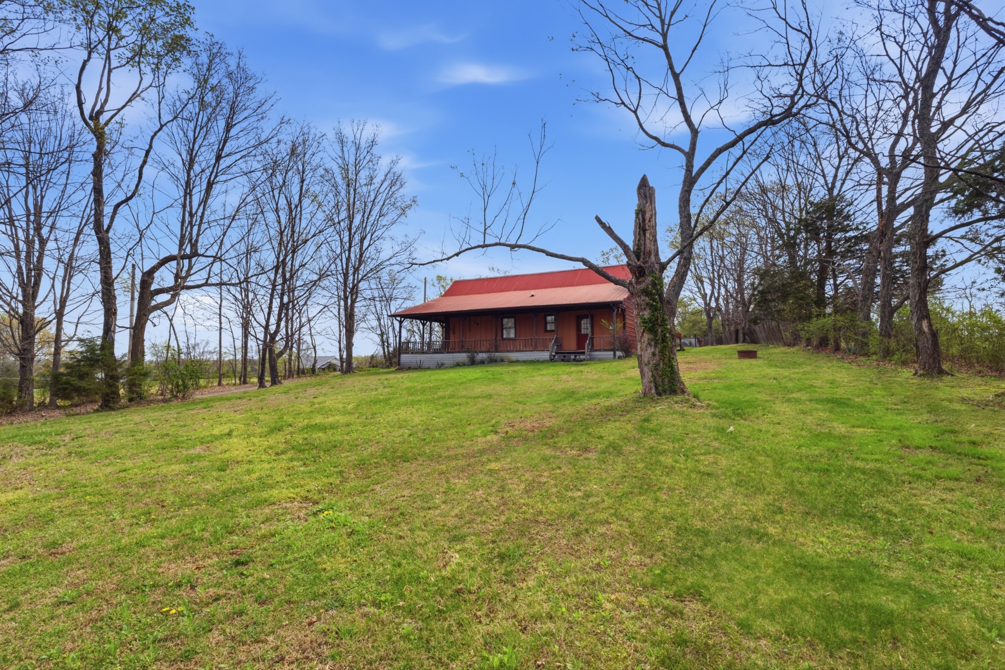 5977 Old Highway 431 Property Photo 1
