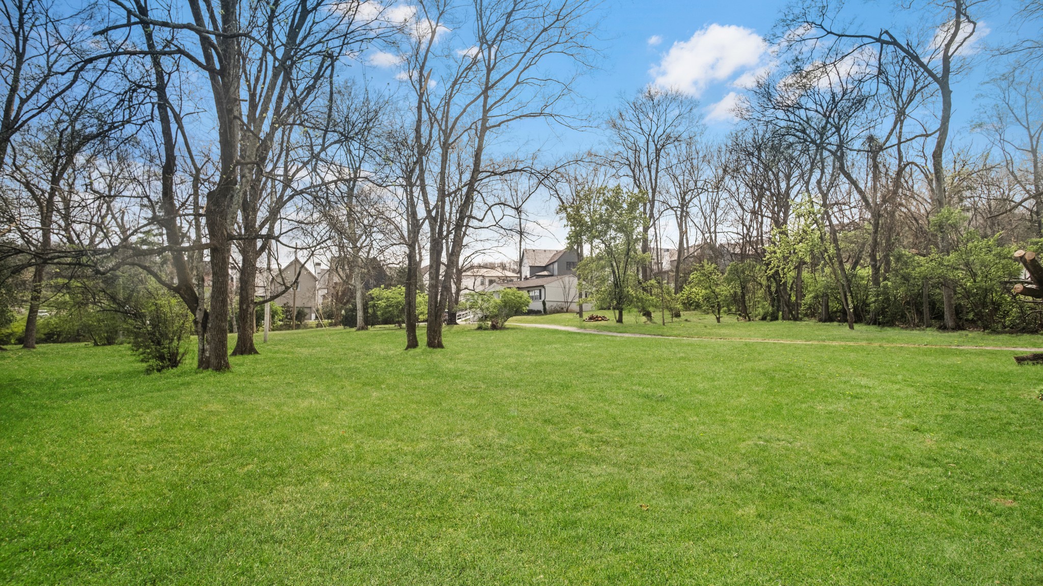 5665 Valley View Rd Property Photo 5