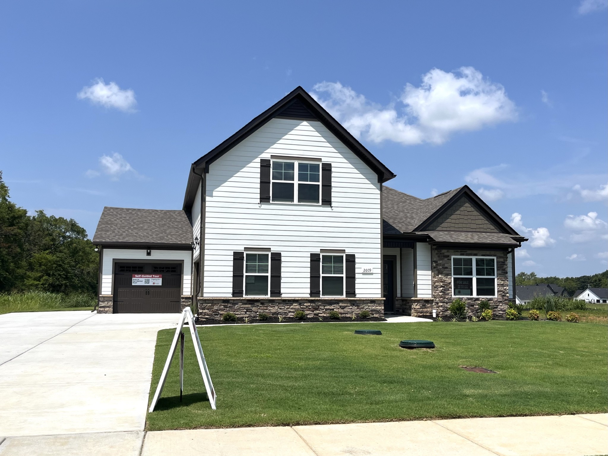 2609 Unitas Dr Property Photo 4
