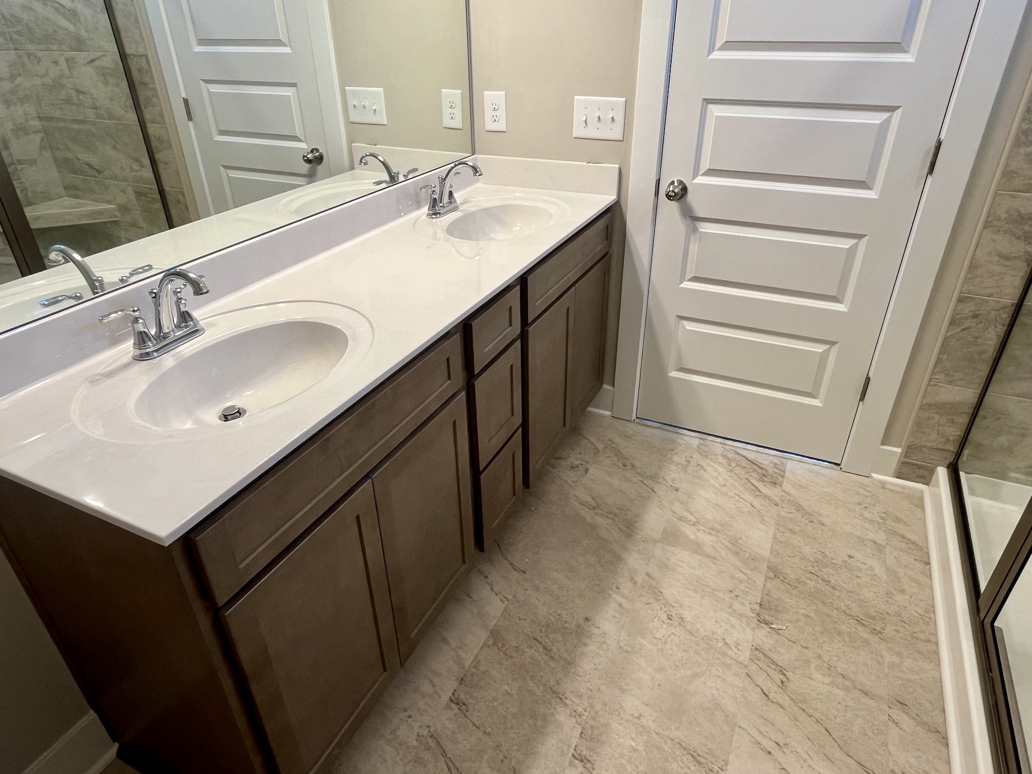 2609 Unitas Dr Property Photo 13