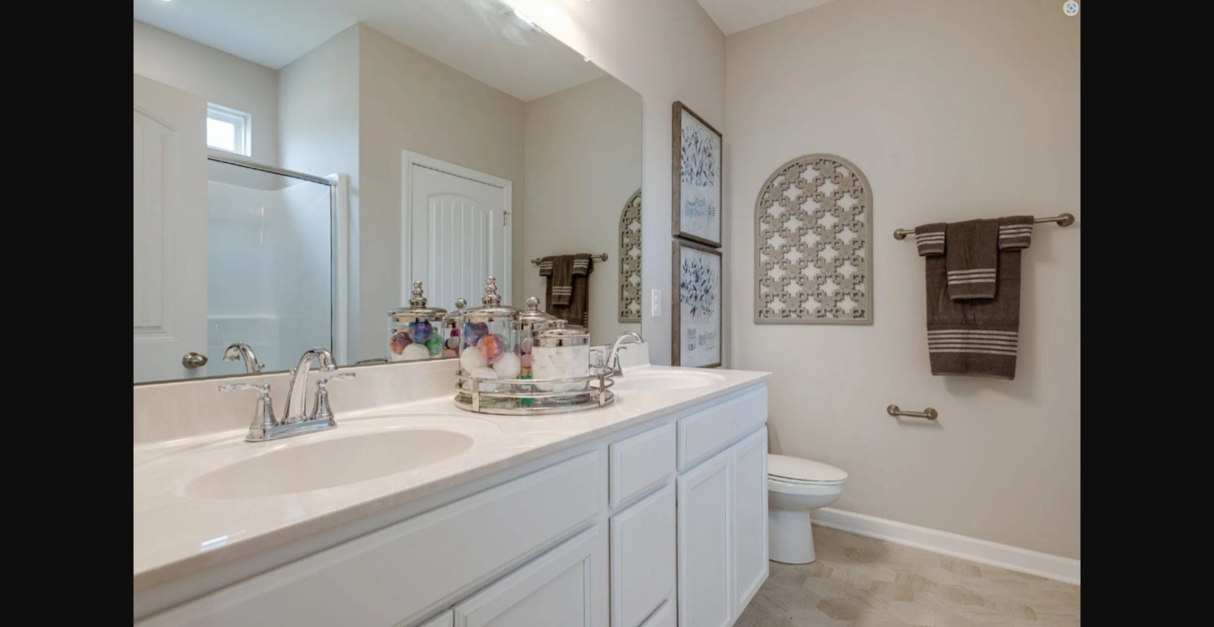 2609 Unitas Dr Property Photo 27