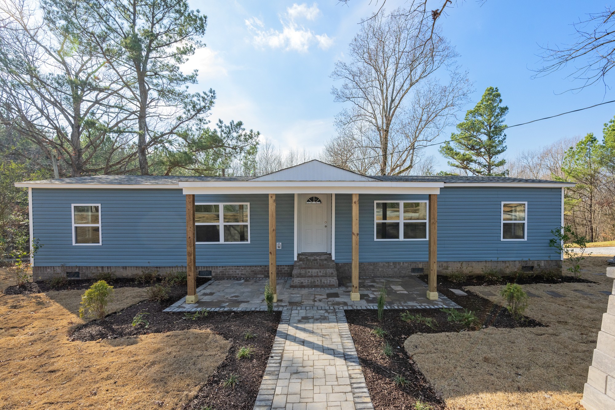 992 Greenway Rd