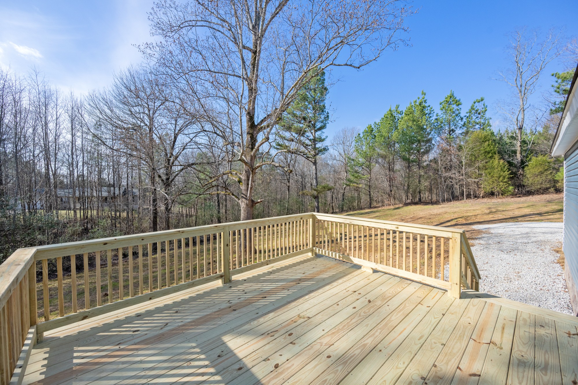 992 Greenway Rd Property Photo 3