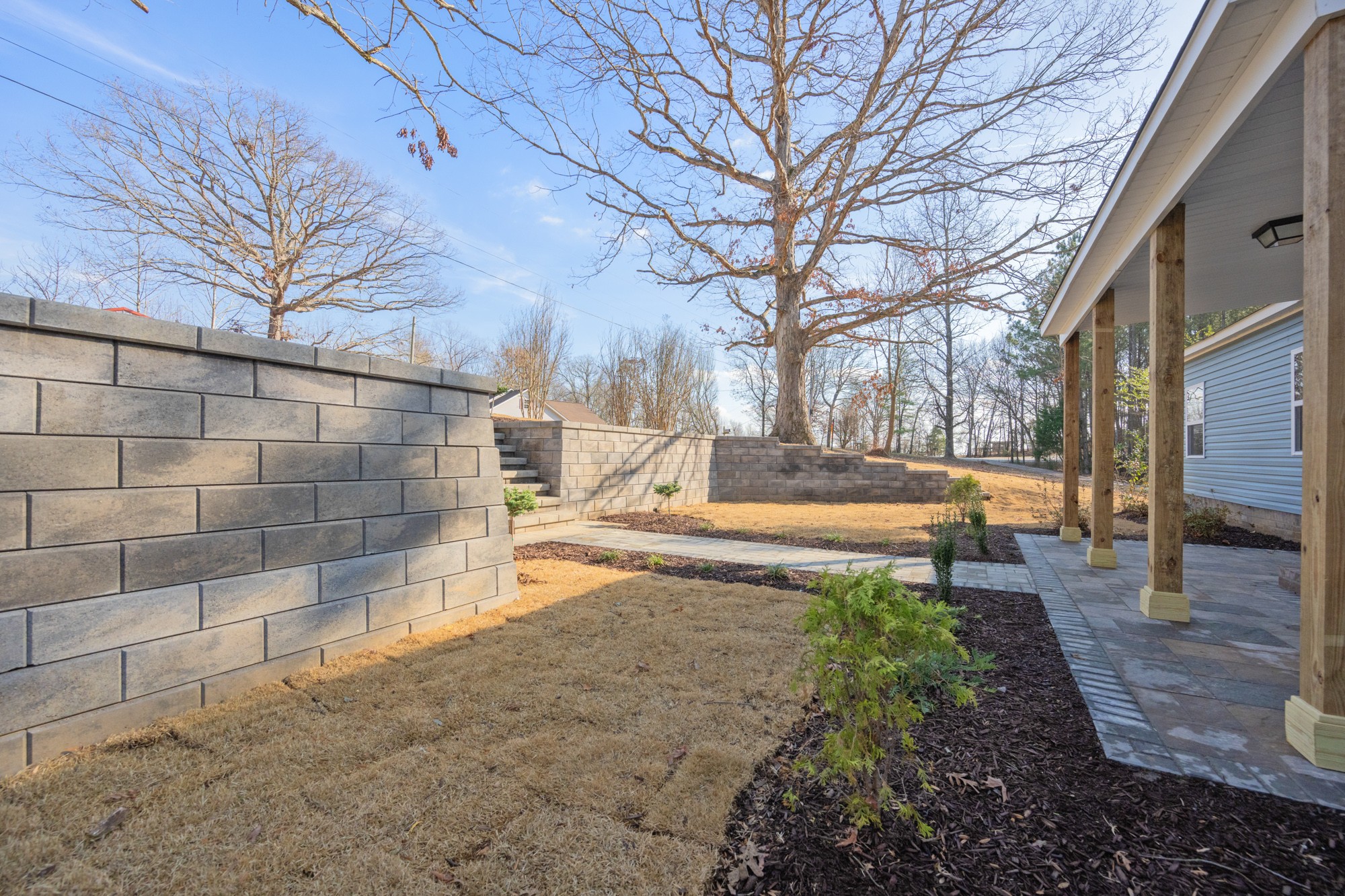 992 Greenway Rd Property Photo 5