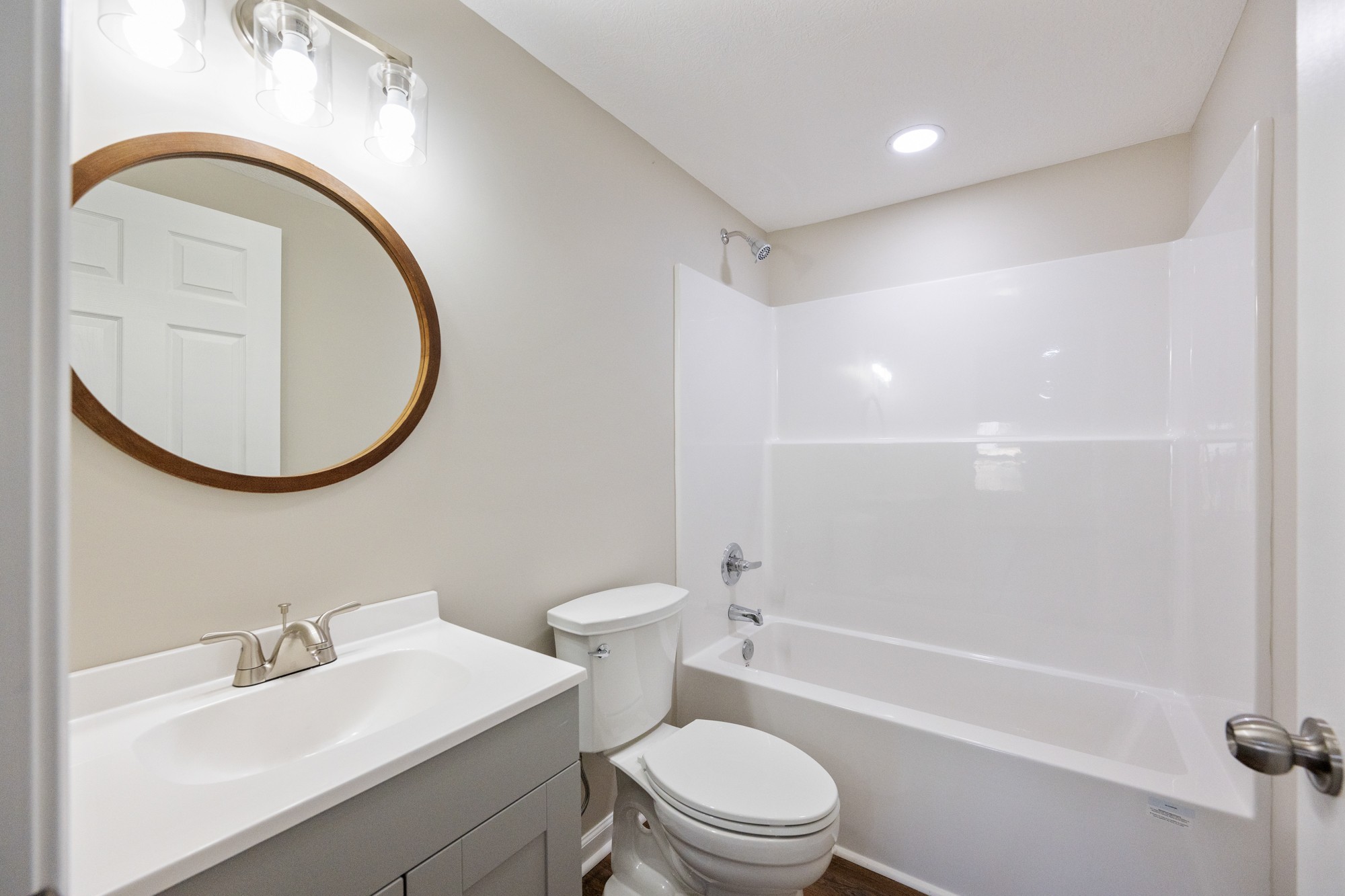 992 Greenway Rd Property Photo 8