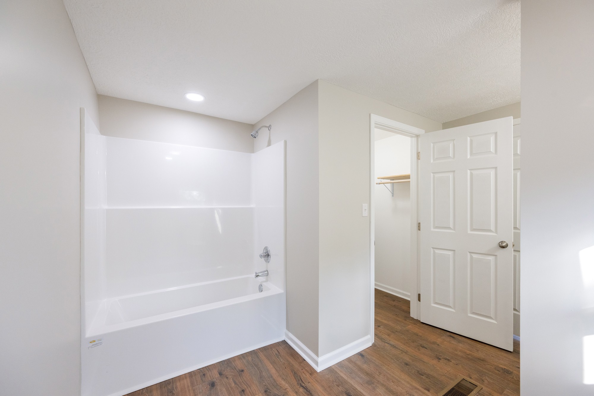 992 Greenway Rd Property Photo 10