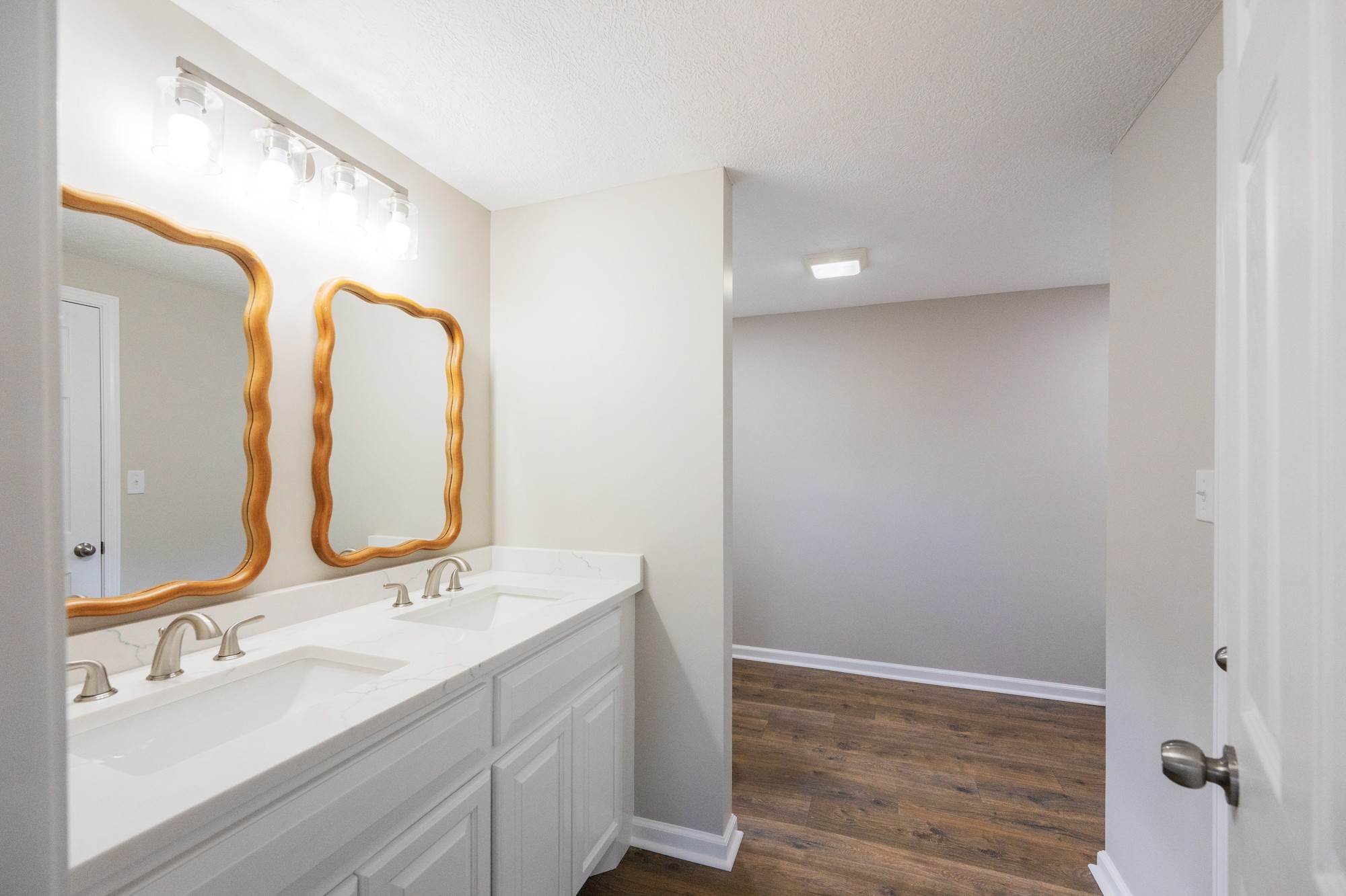 992 Greenway Rd Property Photo 11