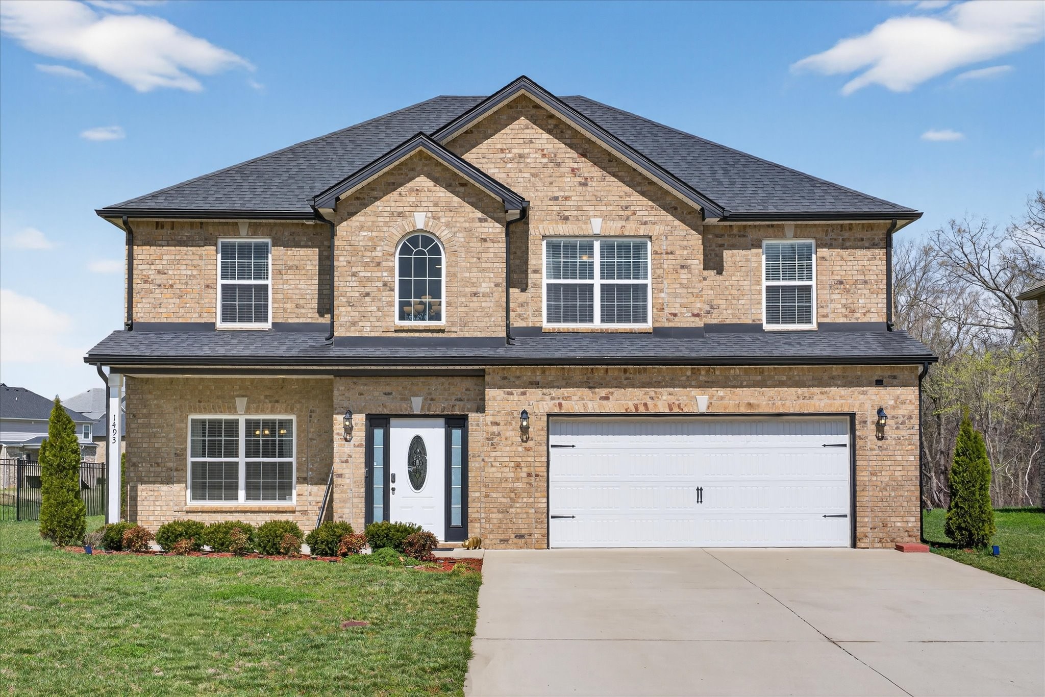 1493 English Oak Dr Property Photo 1