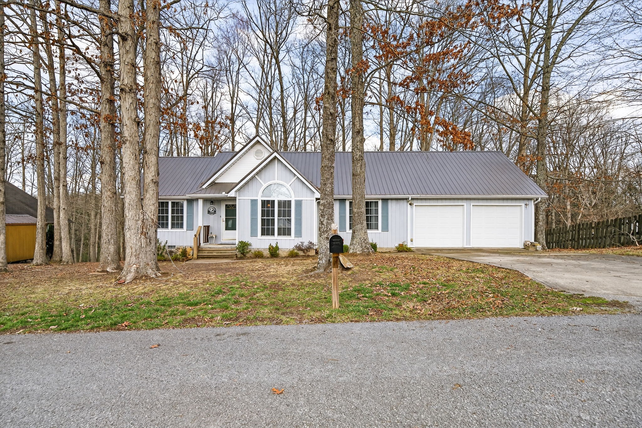 1703 Perimeter Dr Property Photo 1