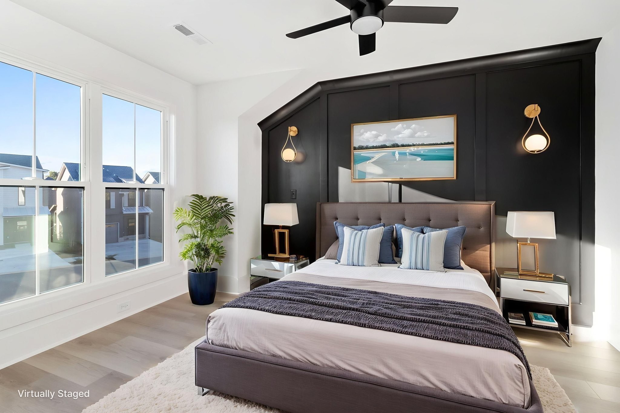 57 Holland Park West Property Photo 13