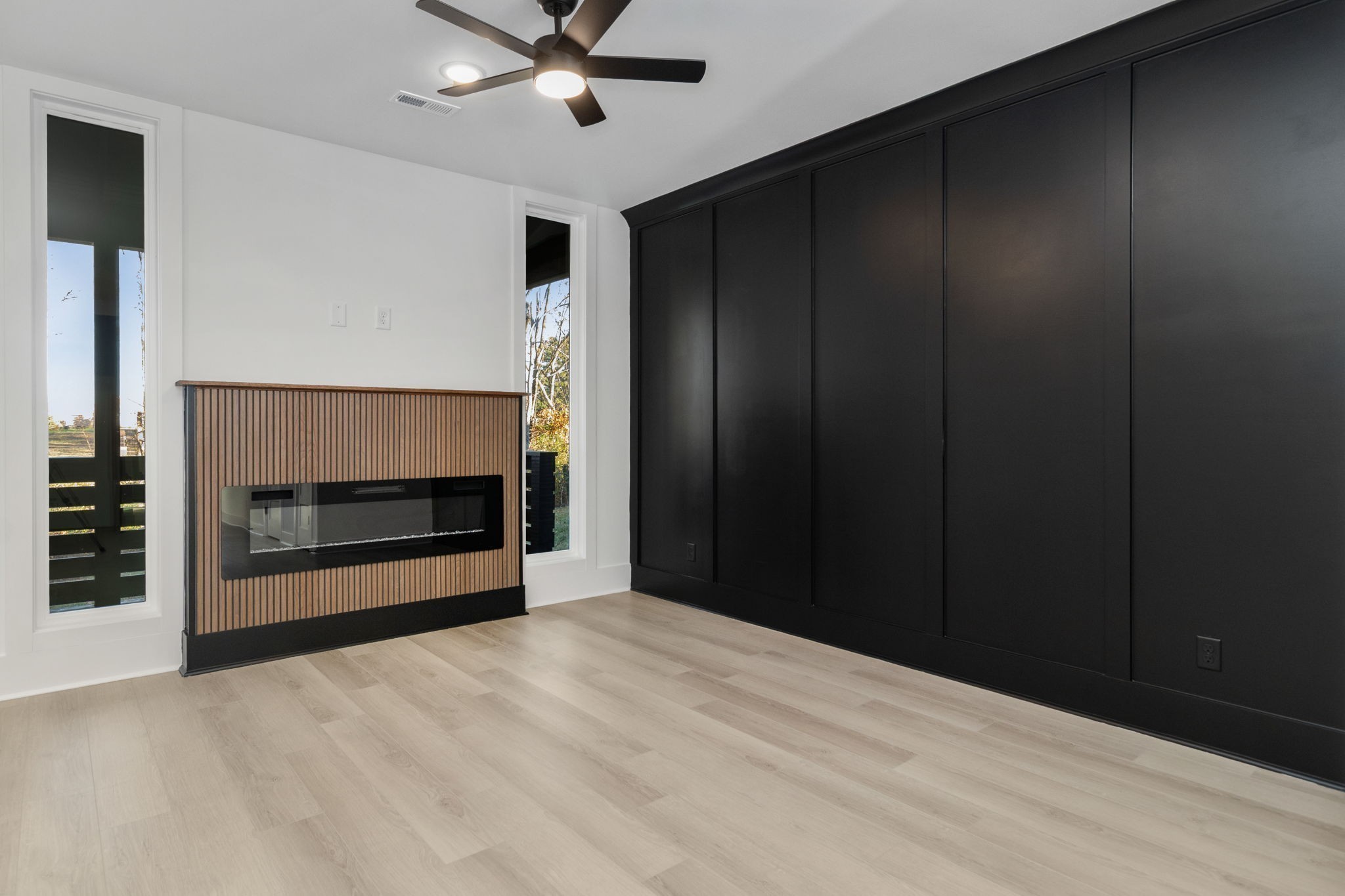 57 Holland Park West Property Photo 19