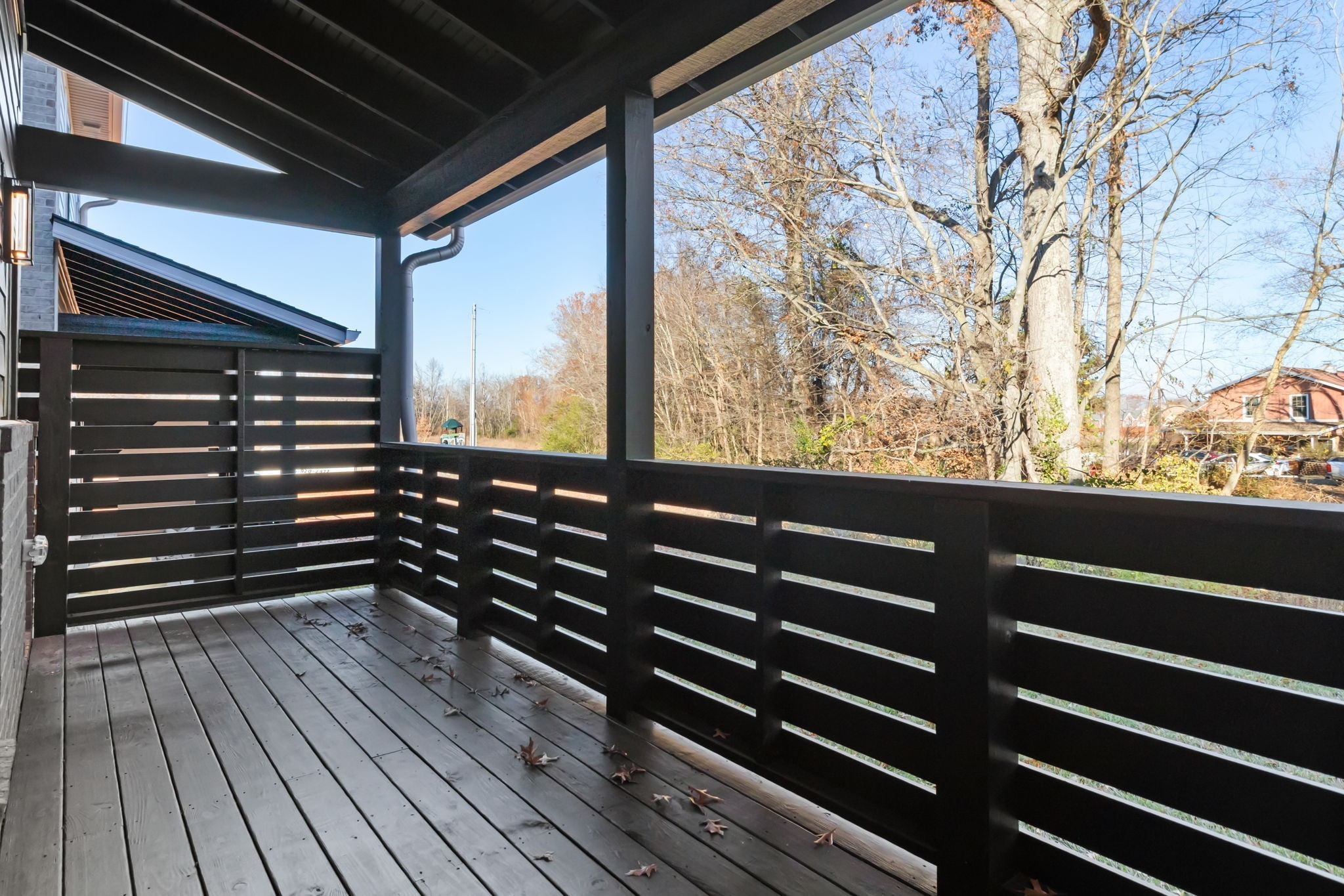 57 Holland Park West Property Photo 31