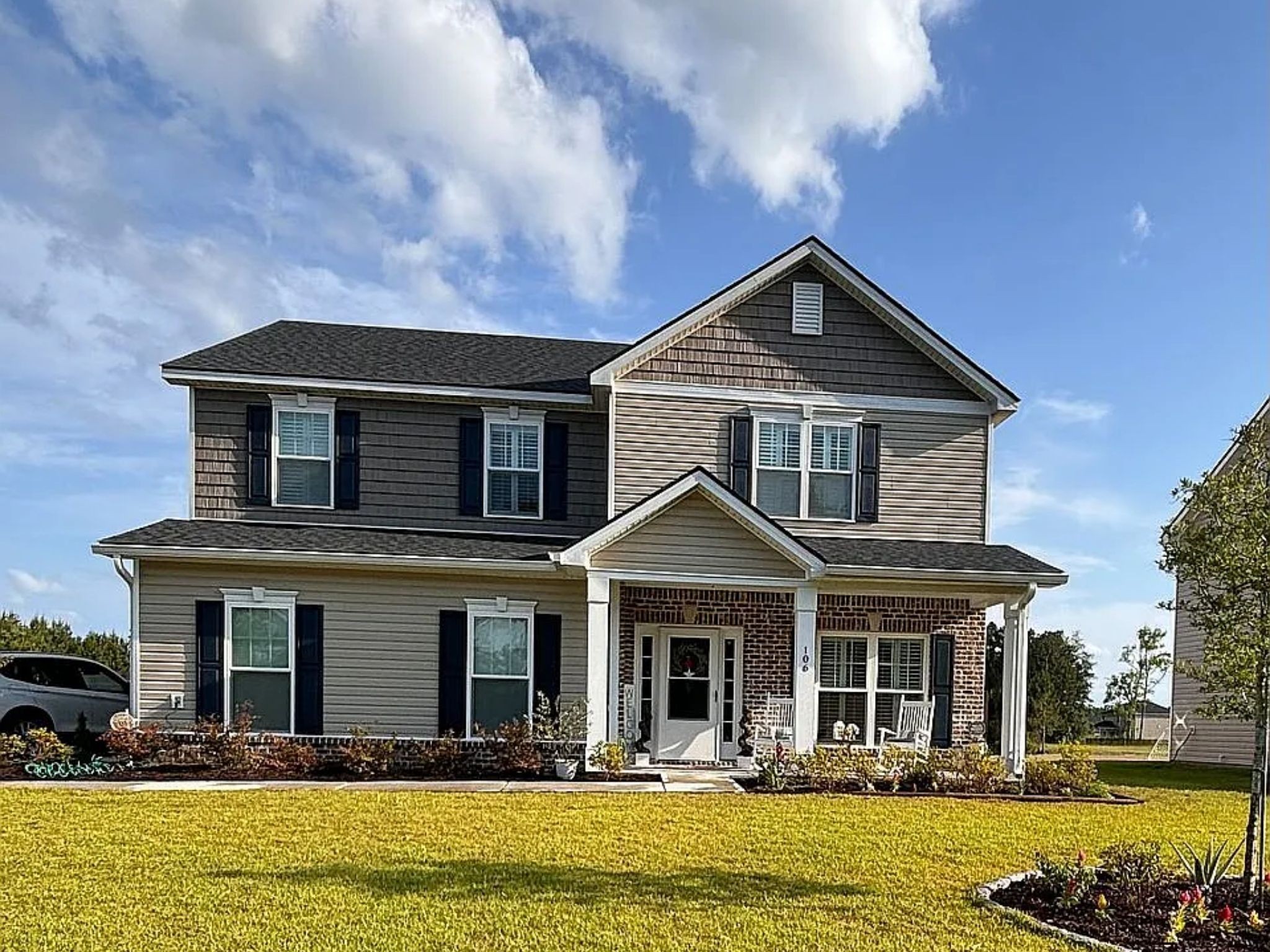 106 Bowline Ln
