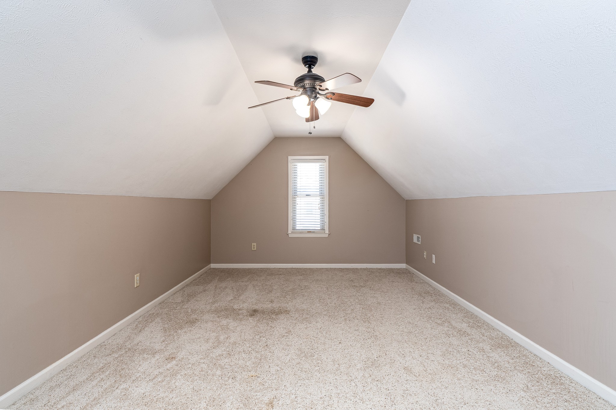 5000 Lancelot Ct Property Photo 18