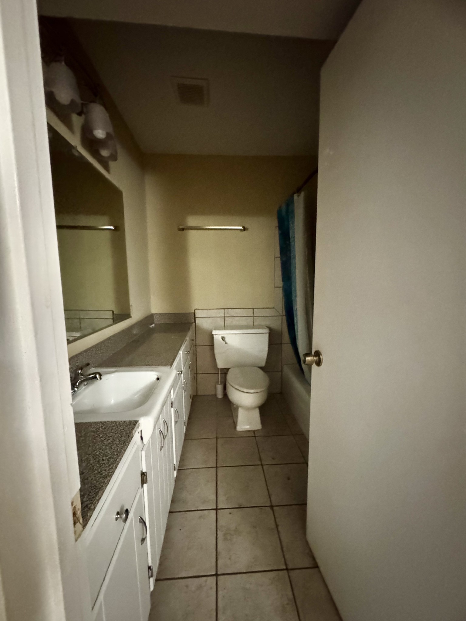 2116 Hobbs Rd Property Photo 10