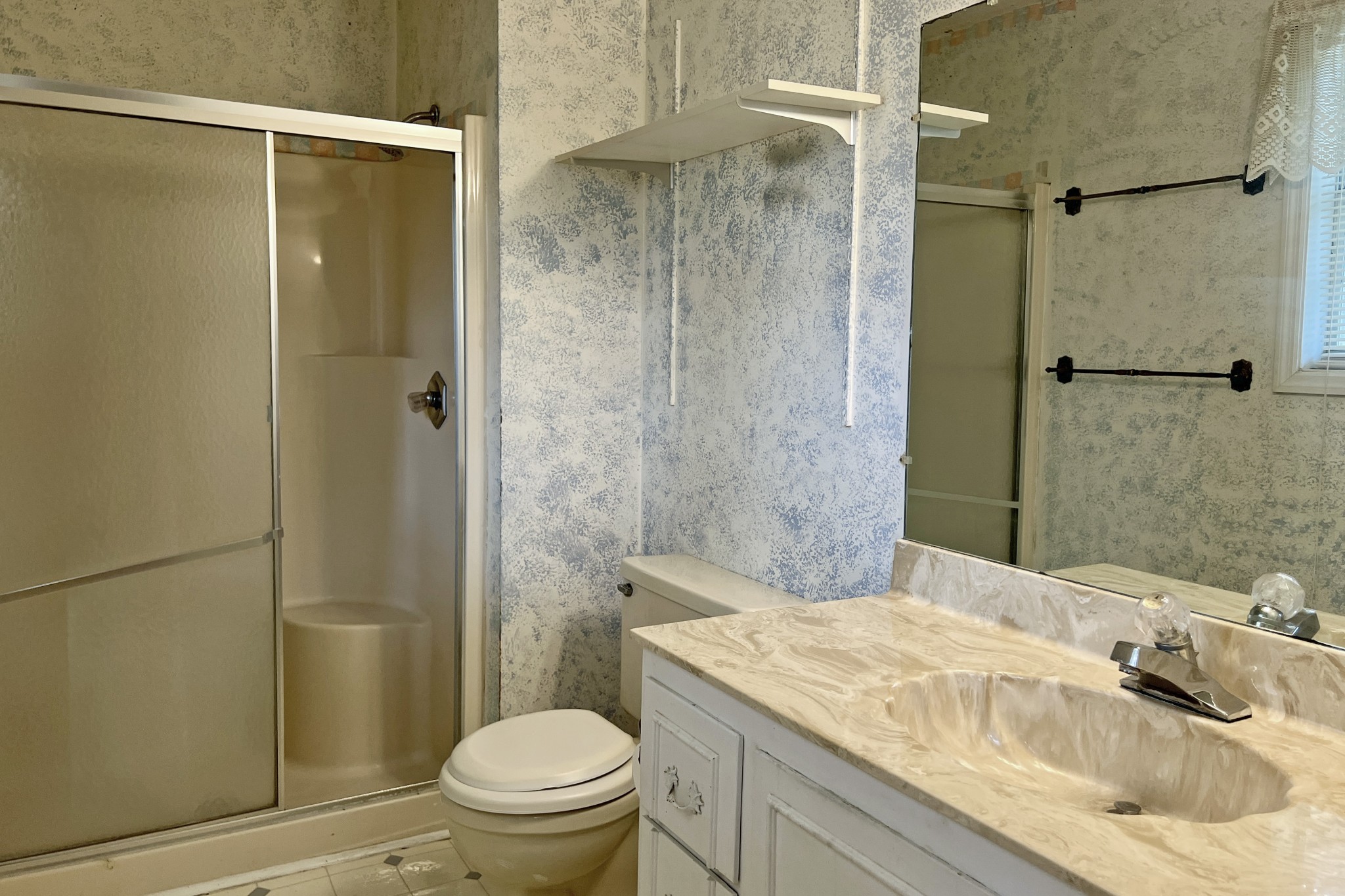 207 Spence Ln Property Photo 12
