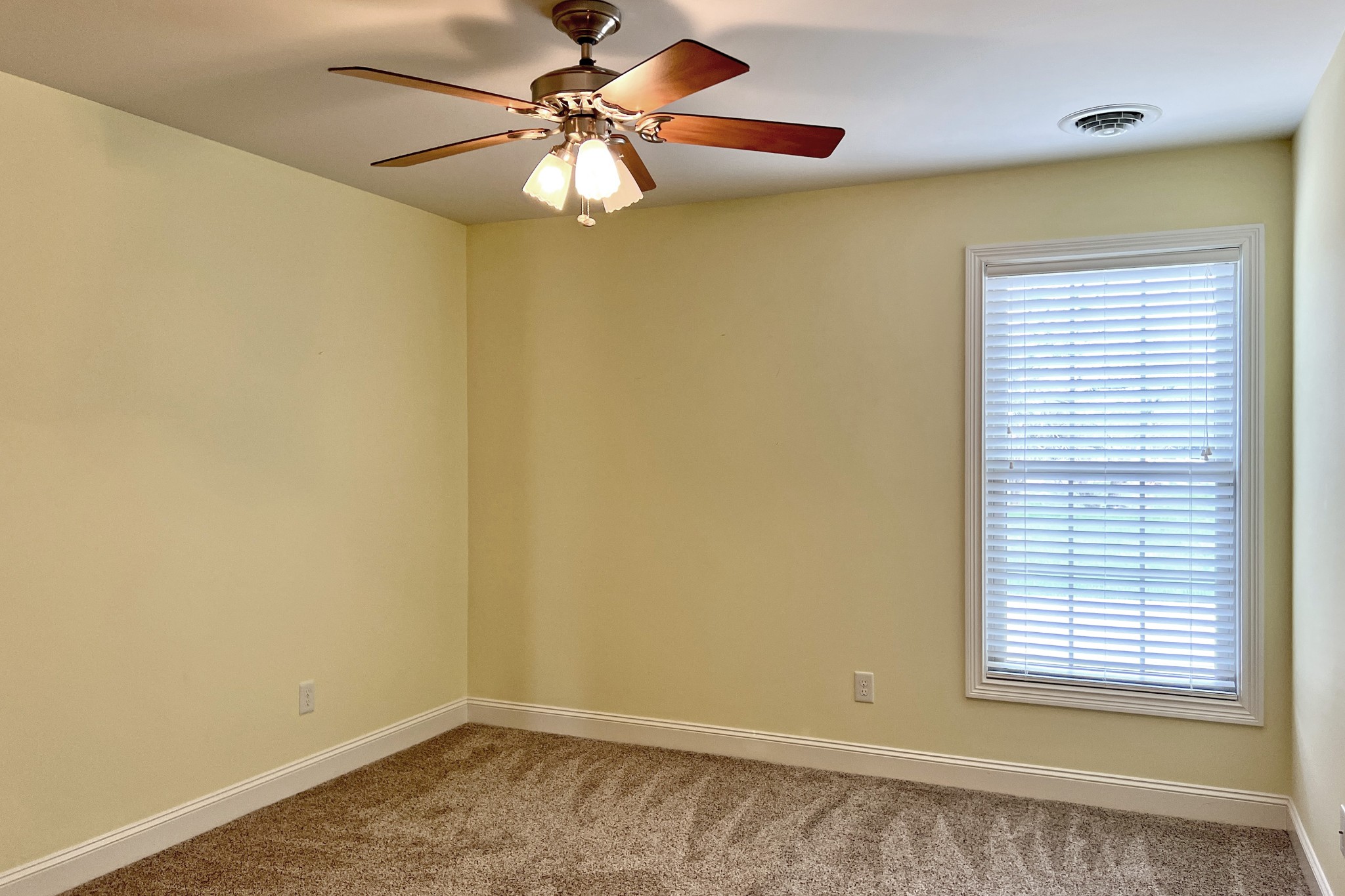 335 Turnstone Way Property Photo 17