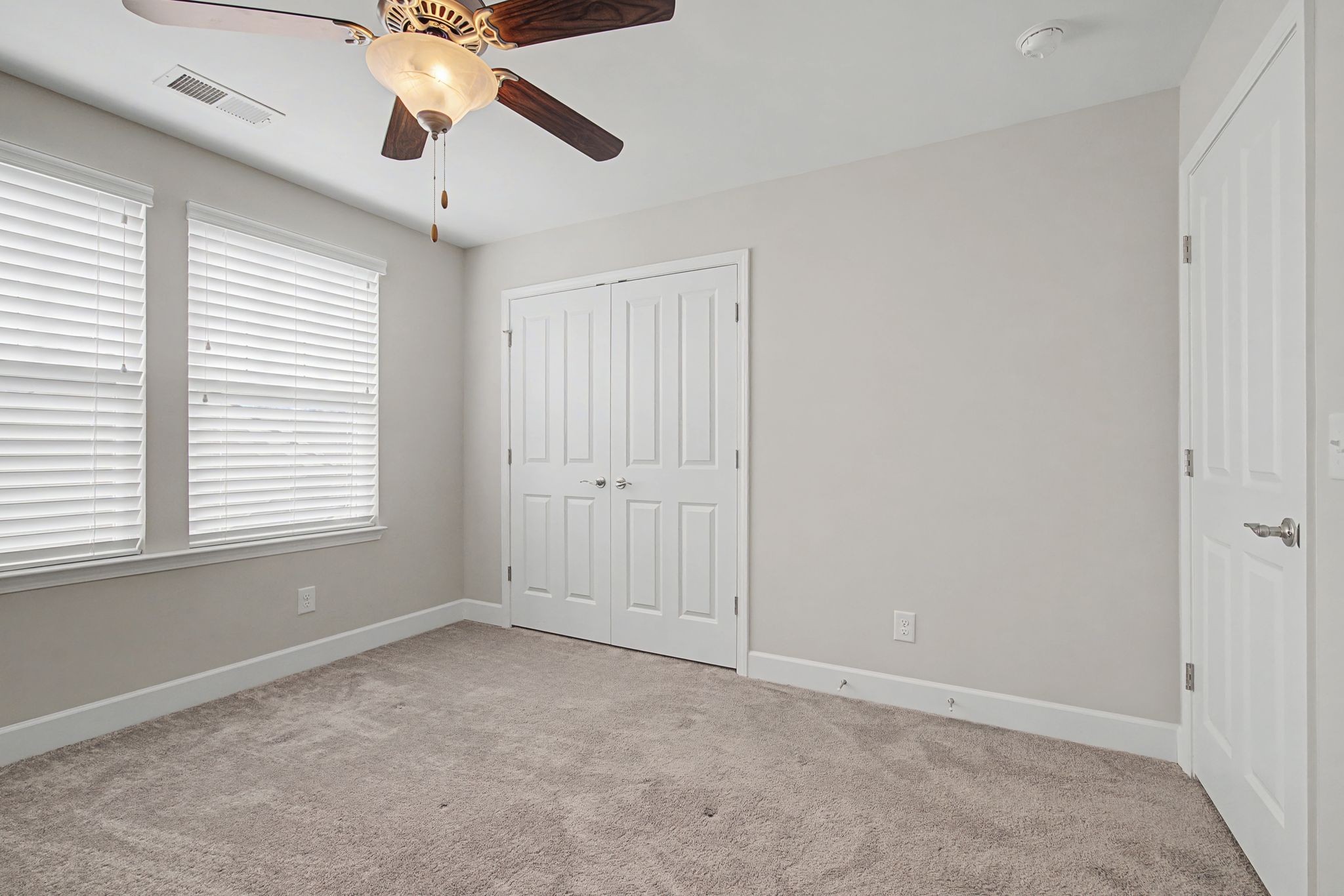 507 Pleasant St Property Photo 26