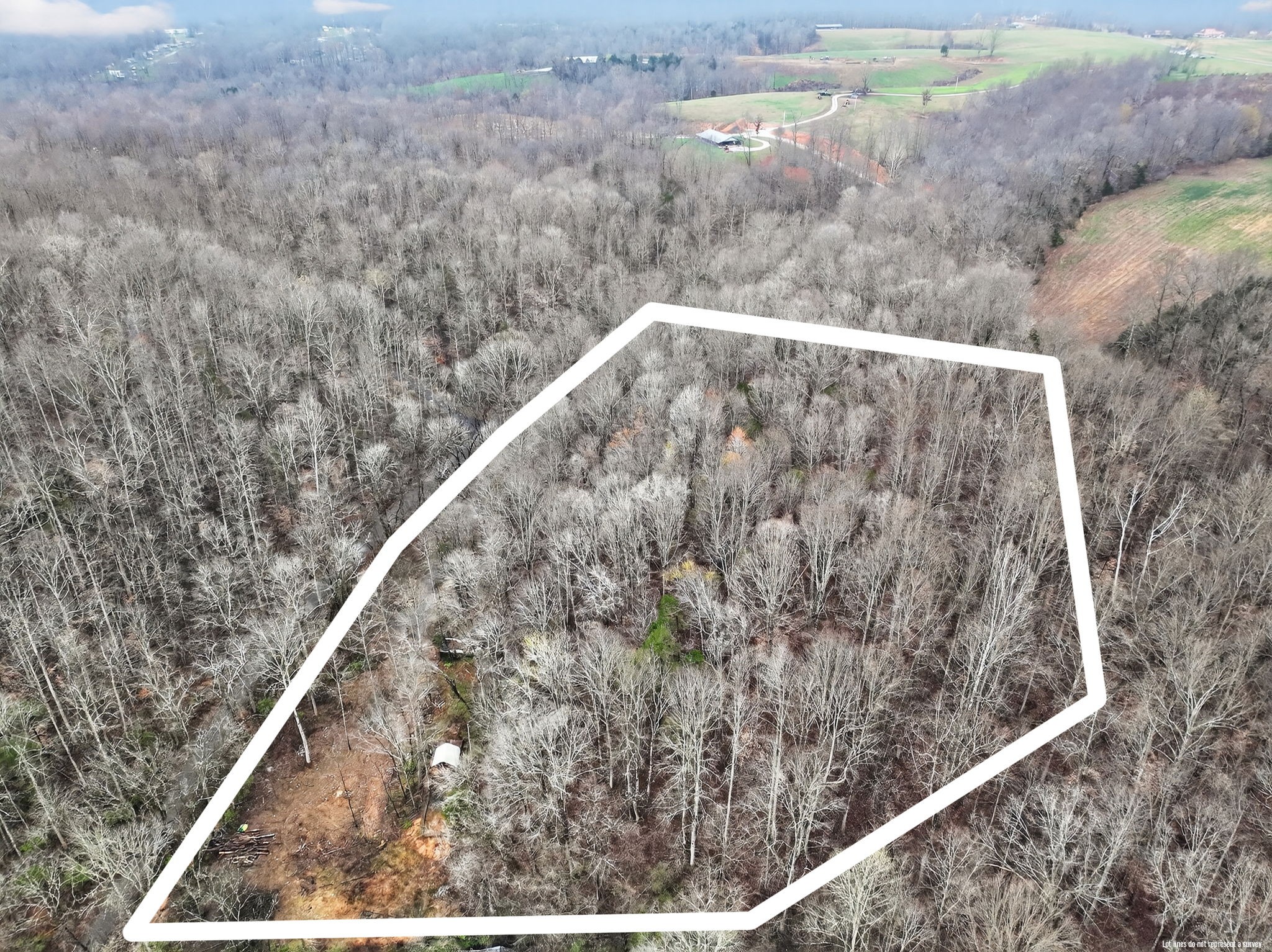 627 Stewart Hollow Rd Property Photo 1